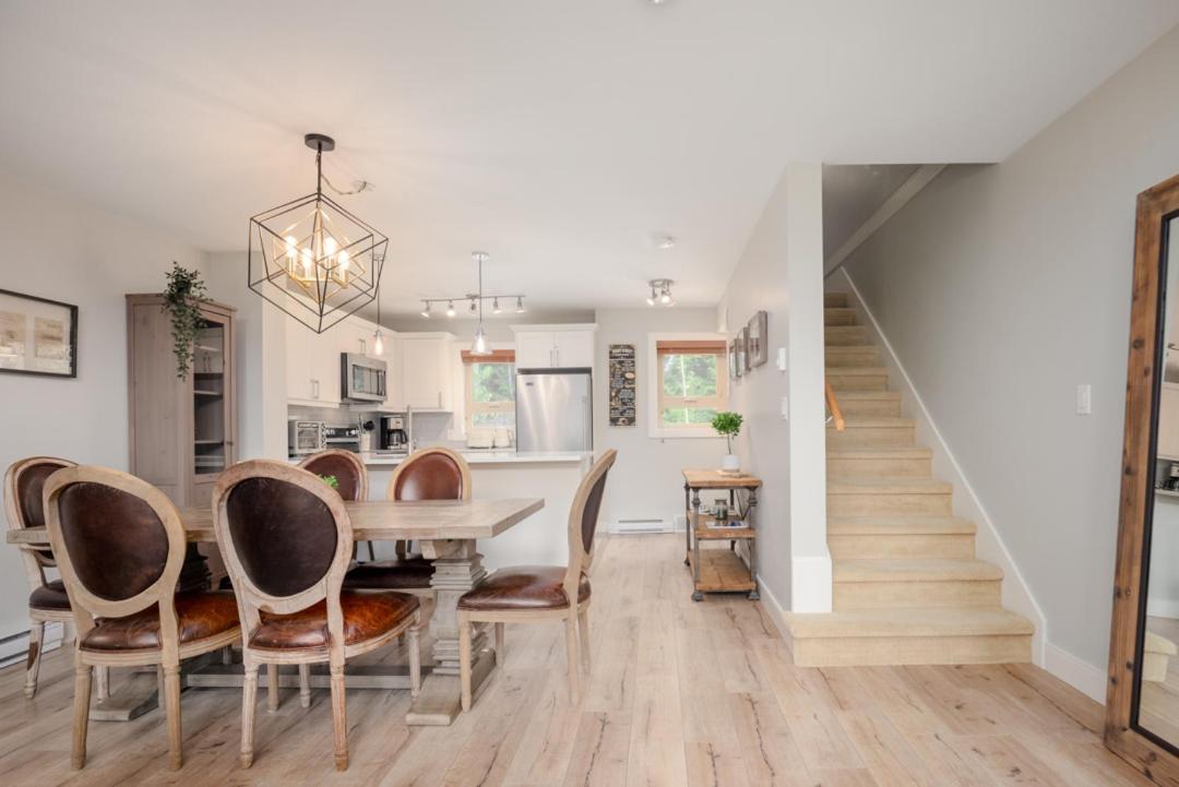 Holiday home 2br - Multi-level Townhome With Hot Tub By Harmony