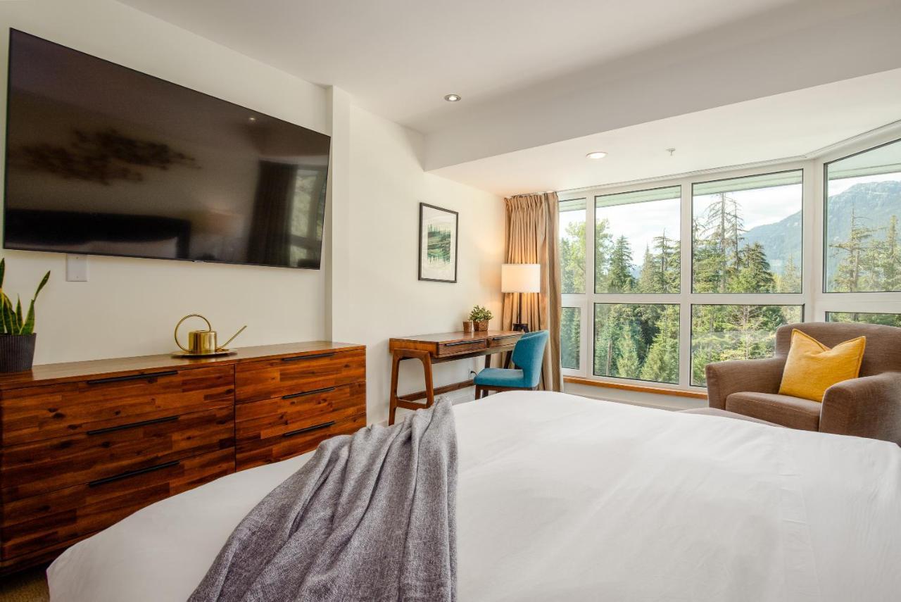Apartment Perfect Upper Village In-ski Out Location *