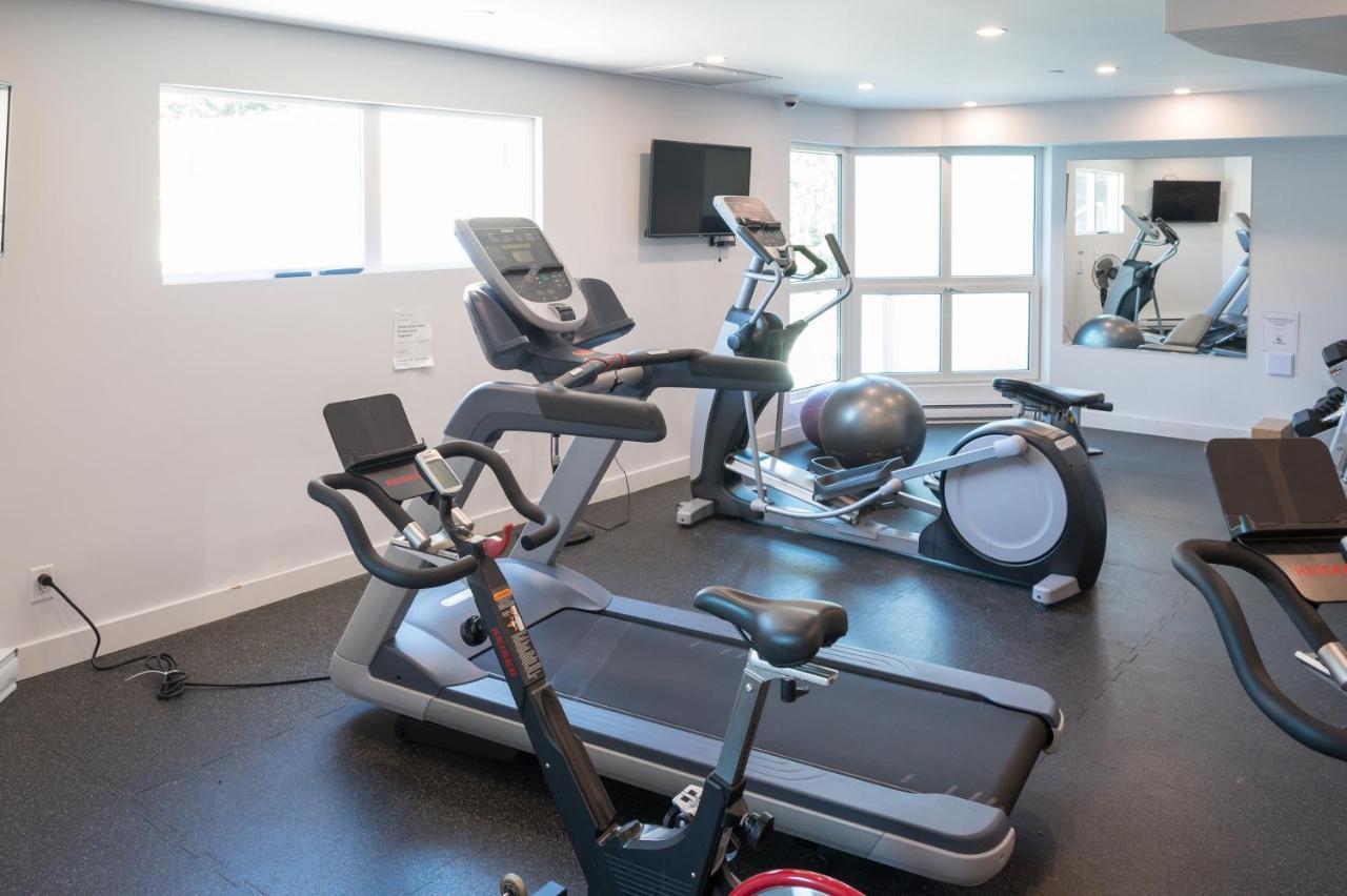 Perfect Upper Village In-ski Out Location Whistler