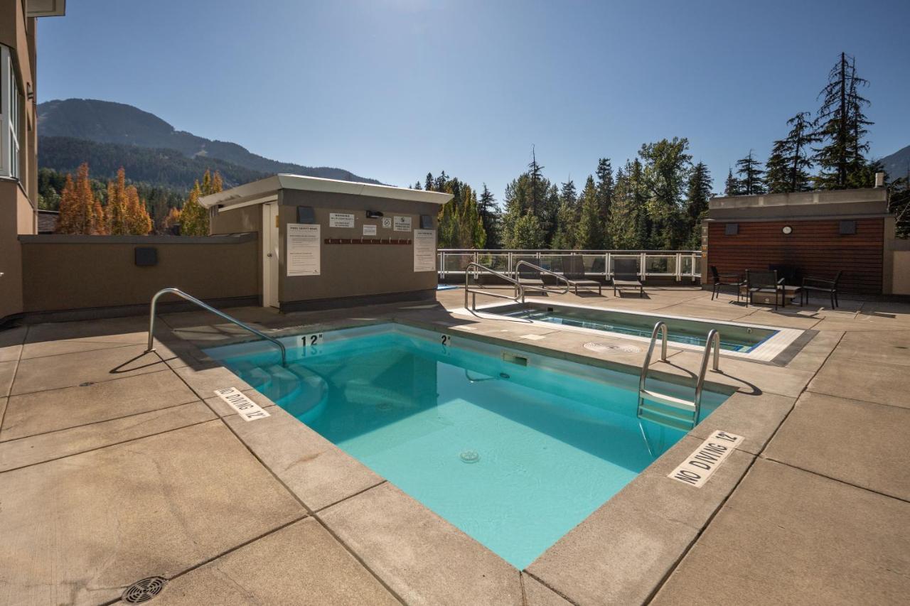 Apartment Perfect Upper Village In-ski Out Location Whistler
