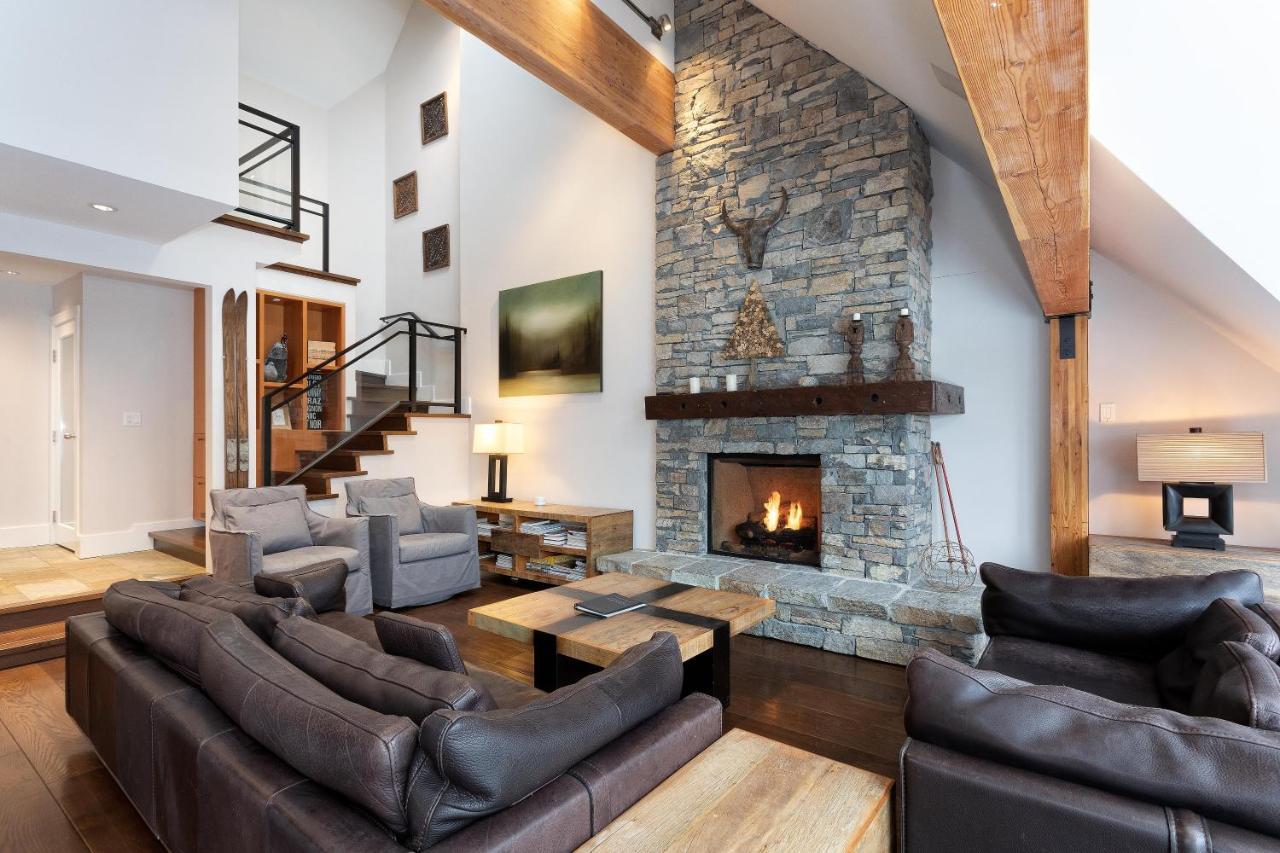 Pinnacle Ridge 21 | Family Townhome W/ Prime Access, Hot Tub, 2 Living & Fireplace