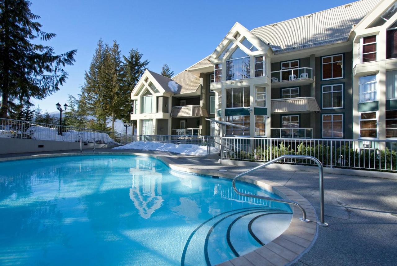 Holiday home Woodrun 216 | Renovated Ski-in Ski-out W/ Free Parking, Pool, Hot Tub, & Gym *