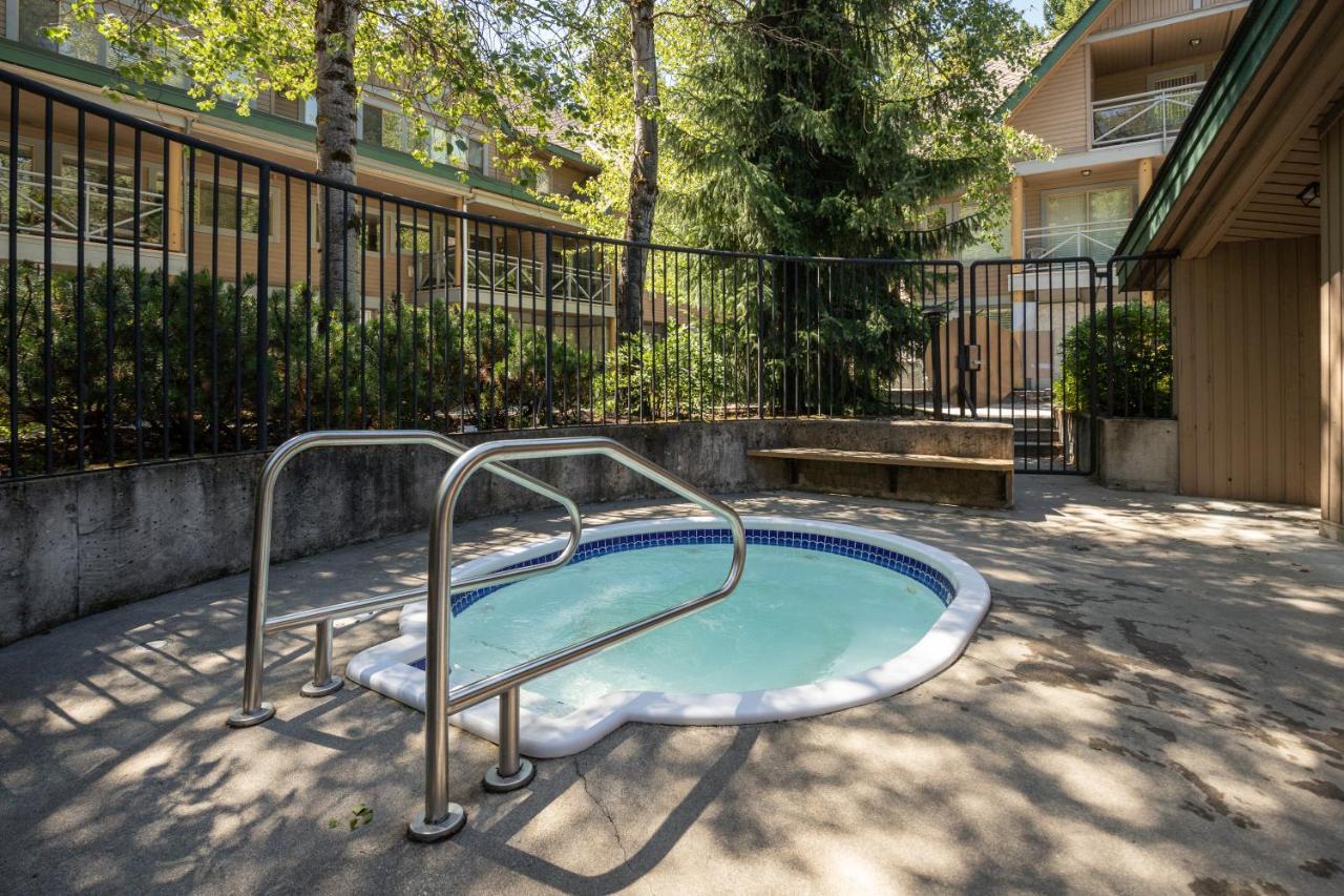 2br Cozy Townhome In Village Location By Harmony Holiday home Whistler