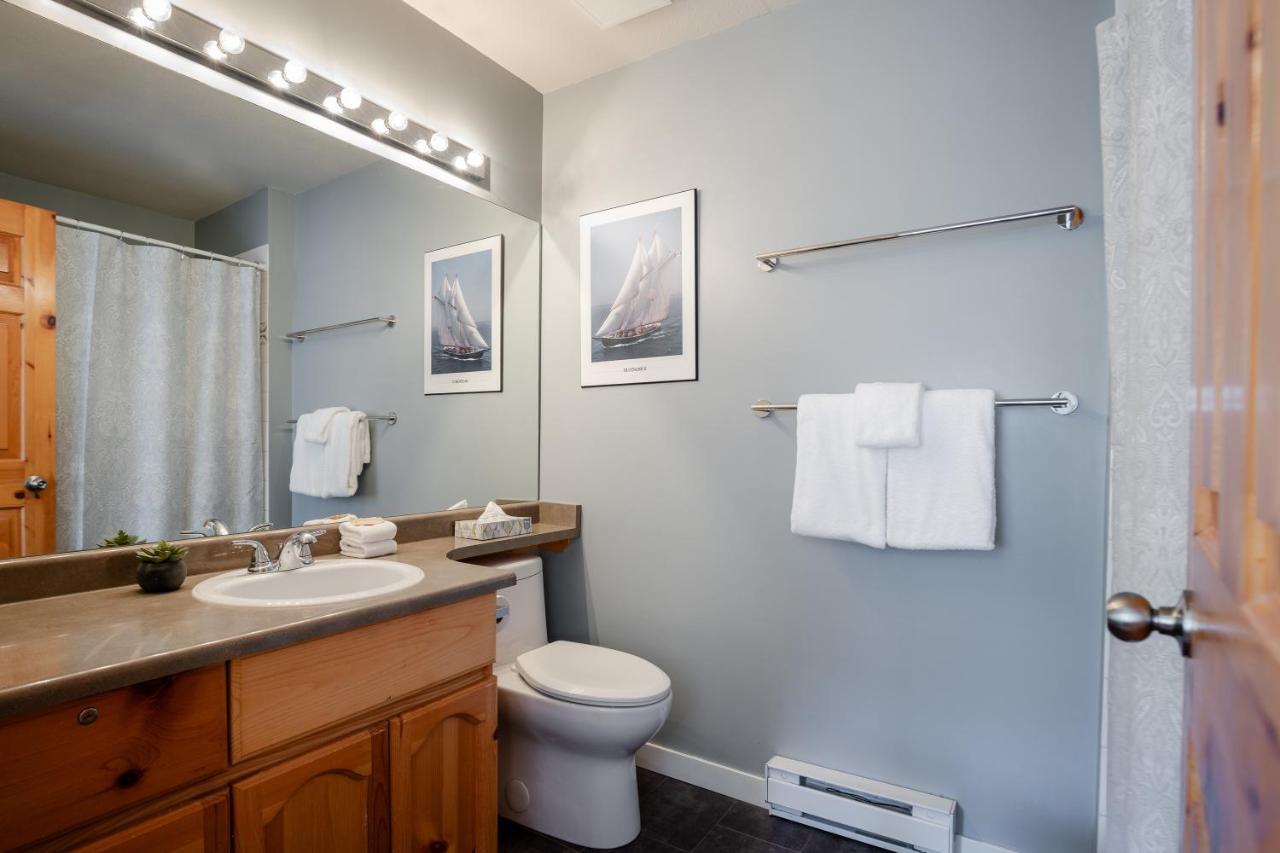 2br Cozy Townhome In Village Location By Harmony Holiday home Whistler