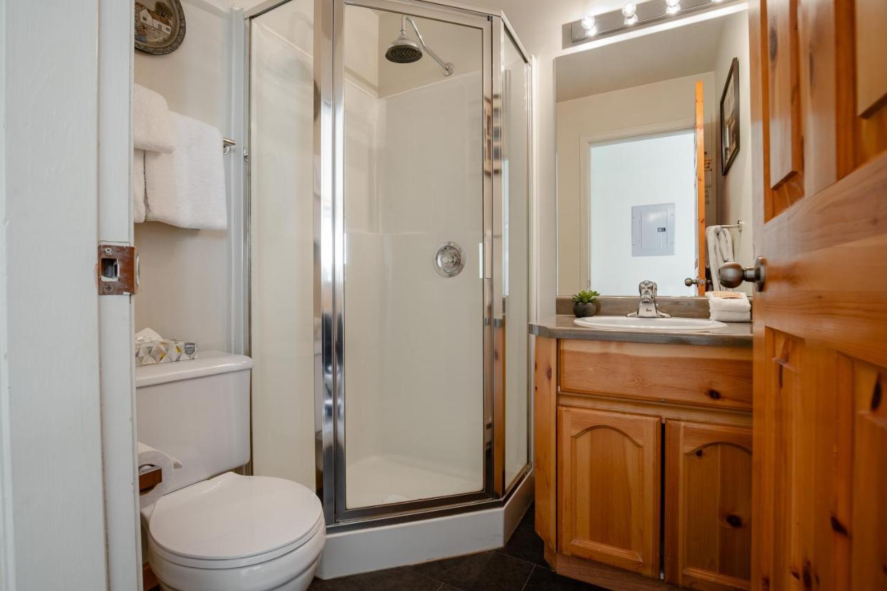 2br Cozy Townhome In Village Location By Harmony Whistler