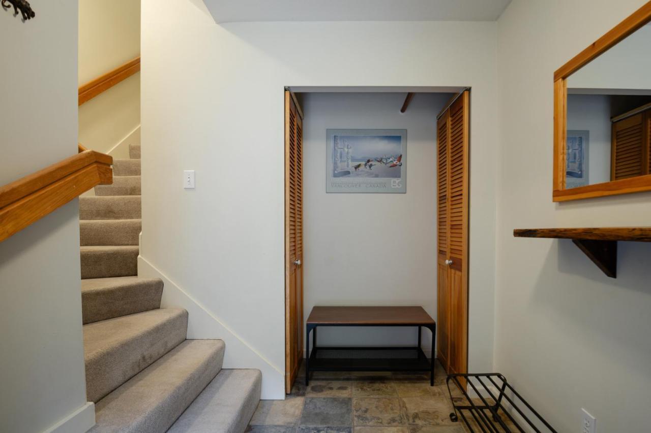 2br Cozy Townhome In Village Location By Harmony Holiday home