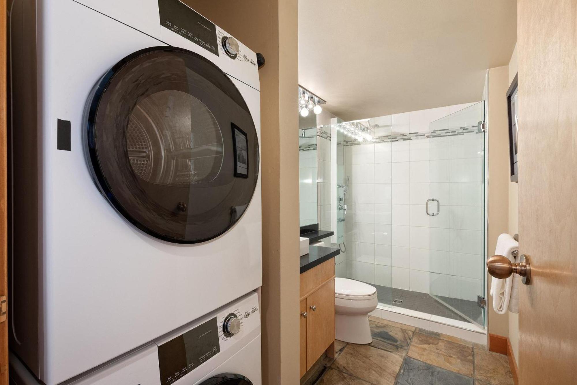 Alpine Greens 8 | Bright Townhome Near Blackcomb, Walk Or Shuttle To Skiing, Secure Parking