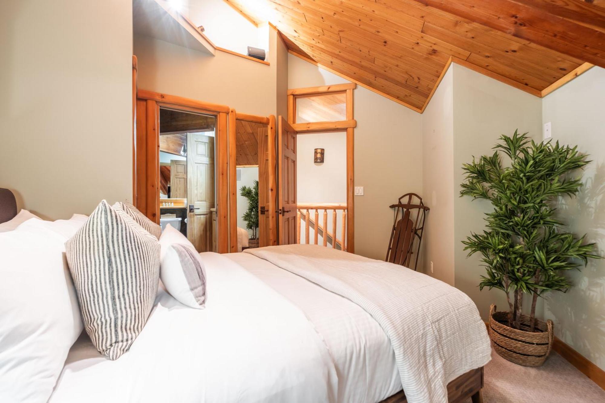 Rainbow By Outpost Whistler Holiday home *