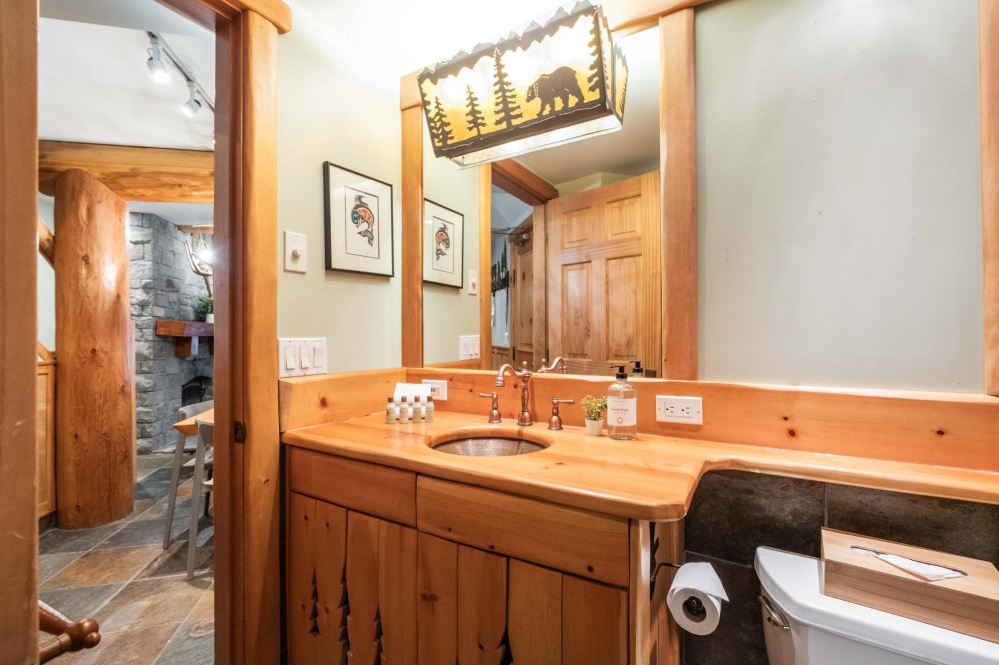 Rainbow By Outpost Whistler Holiday home