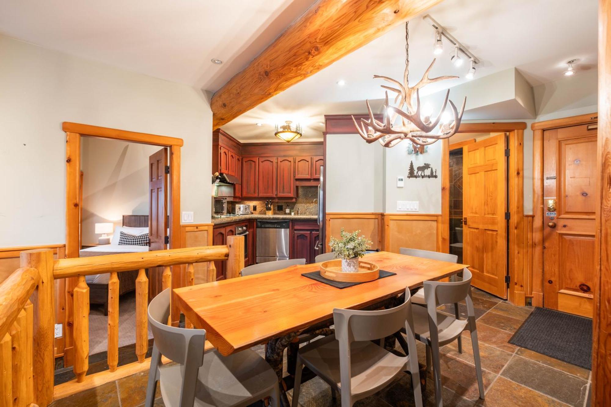 Holiday home Rainbow By Outpost Whistler *