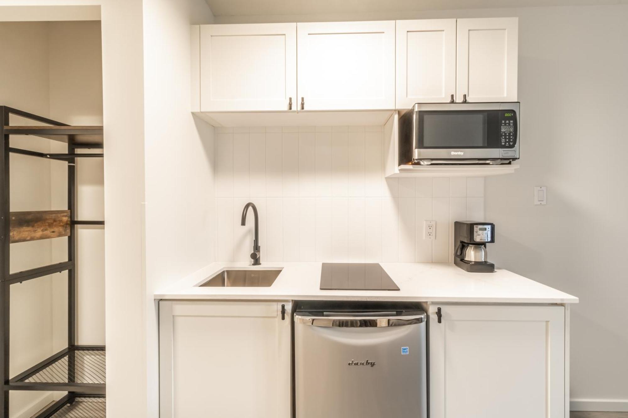 Apartment Cascade By Elevate Real Estate Management *
