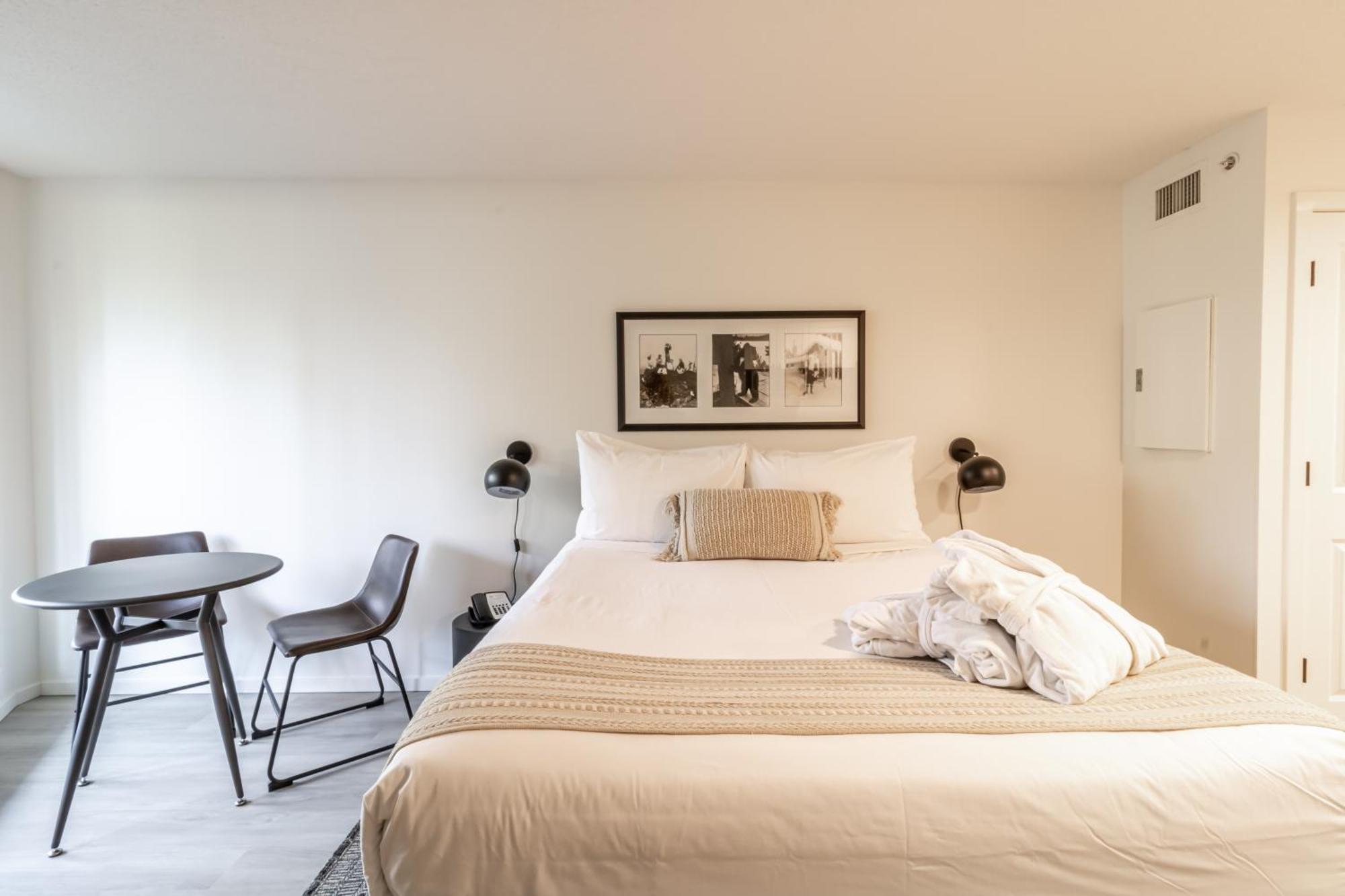 Cascade By Elevate Real Estate Management Apartment