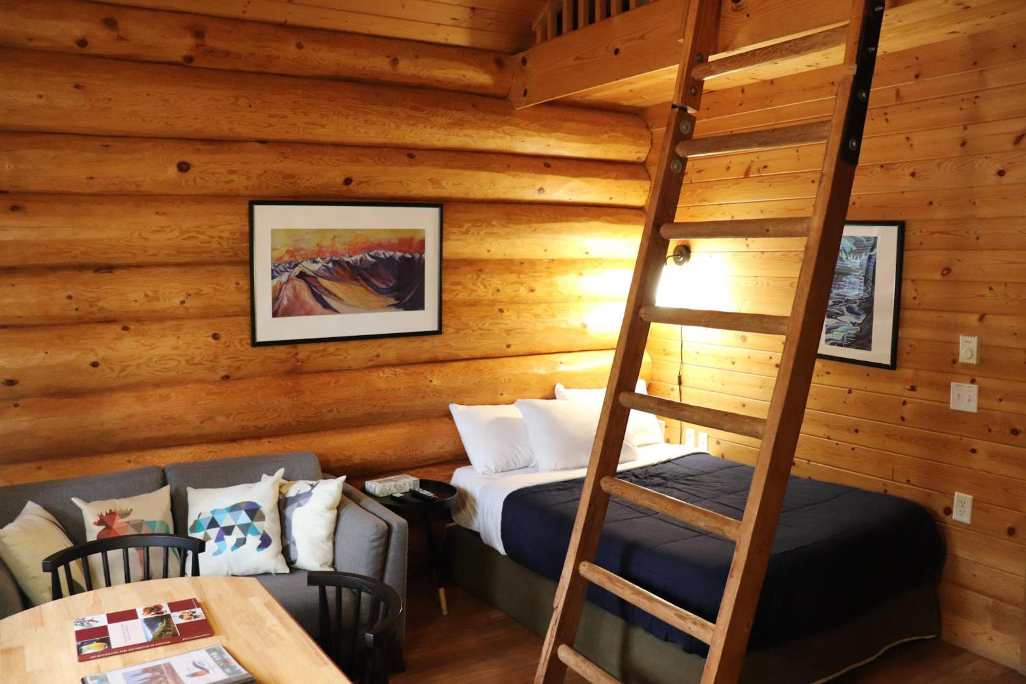 Riverside Resort 3*