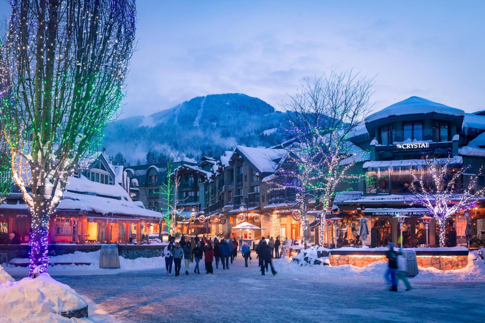 Apartment Perfect Upper Village In-ski Out Location Whistler