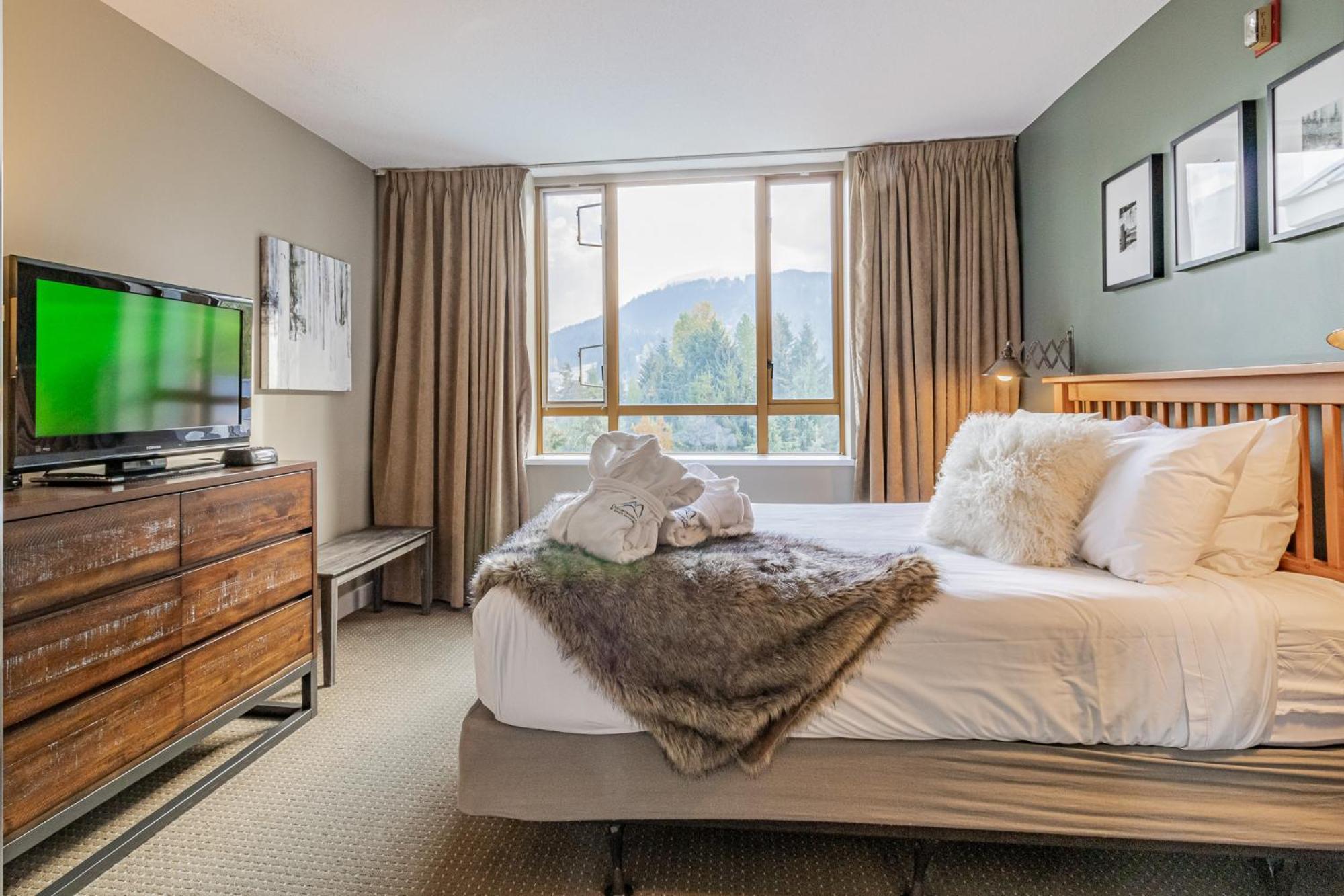 Cascade By Elevate Real Estate Management Apartment Whistler