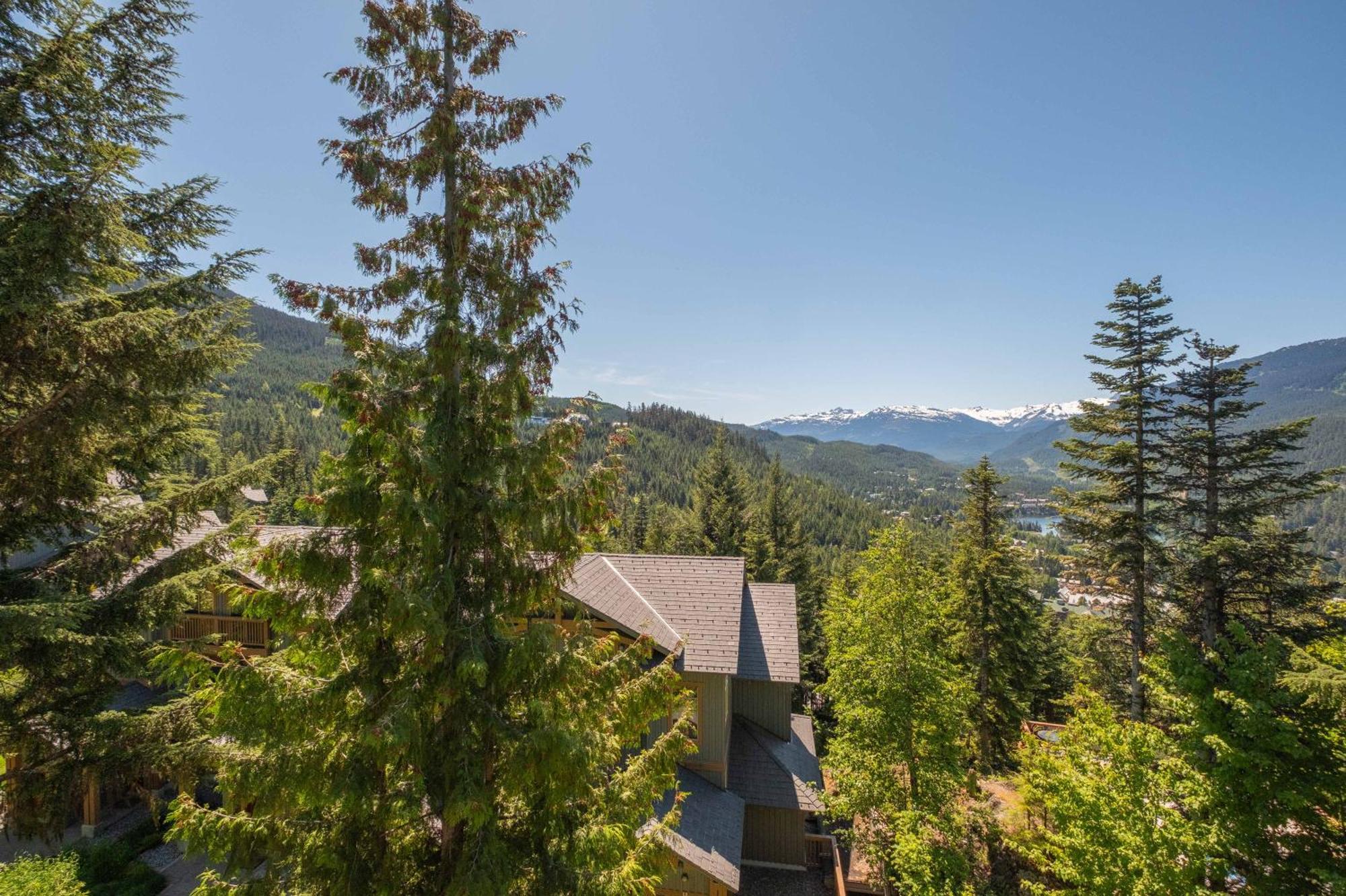 Taluswood Bluffs By Outpost Holiday home Whistler