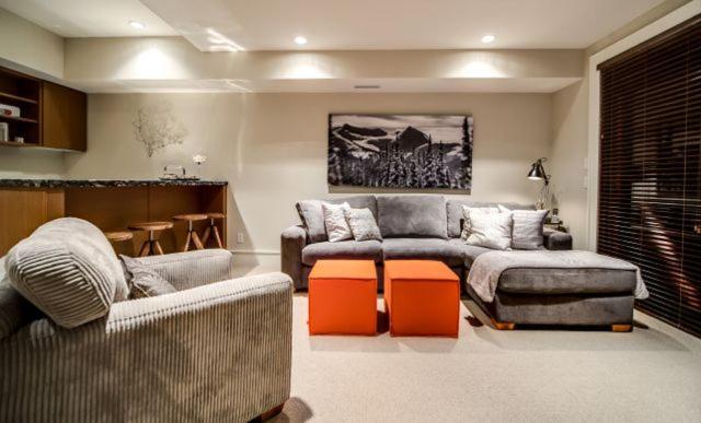 West Coast Alpine Contemporary 4 Bedroom Townhome With Private Hot Tub 35 Whistler
