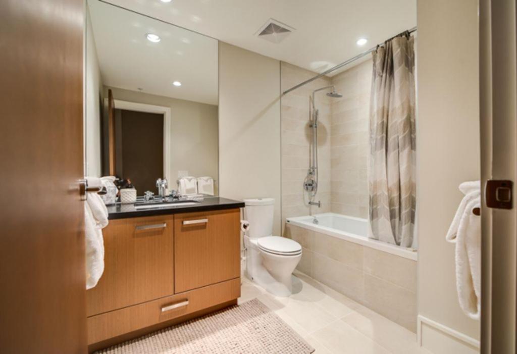West Coast Alpine Contemporary 4 Bedroom Townhome With Private Hot Tub 35 Whistler
