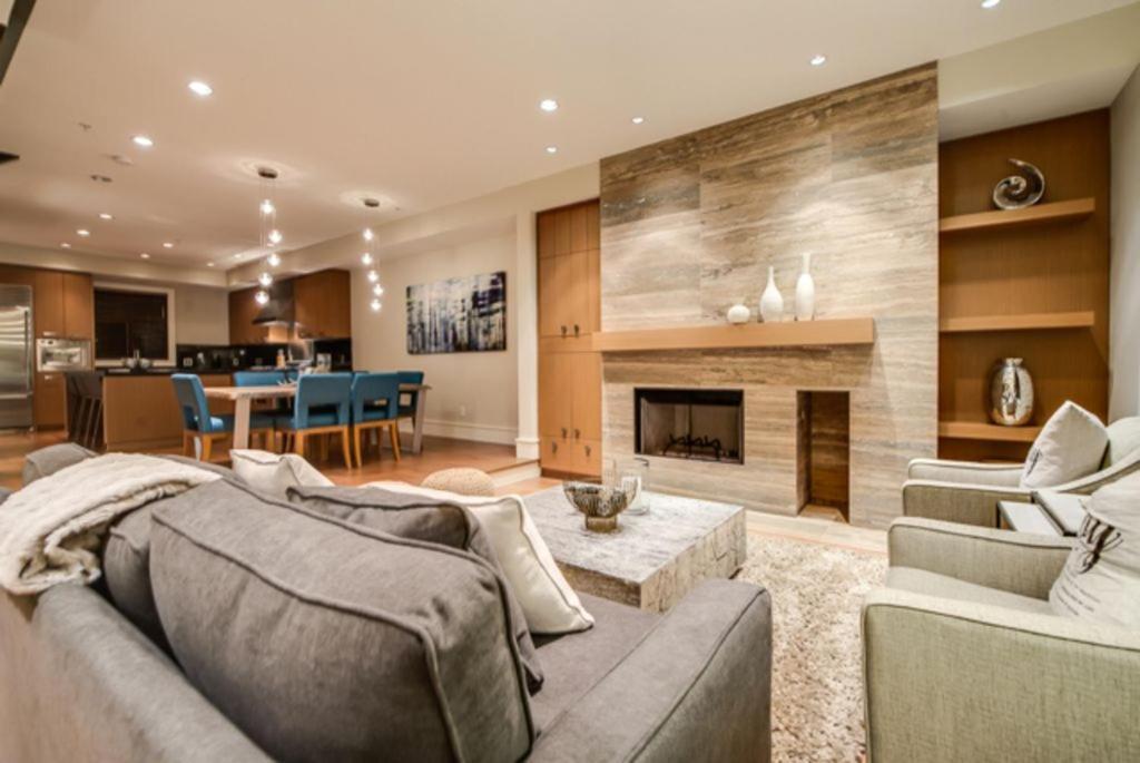 West Coast Alpine Contemporary 4 Bedroom Townhome With Private Hot Tub 35 *