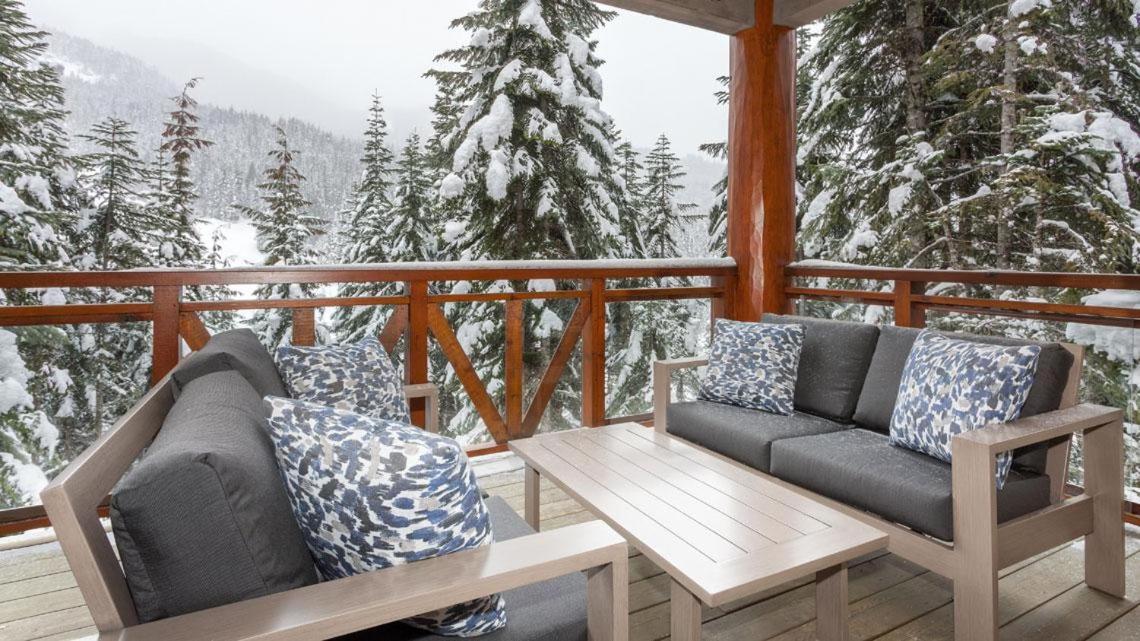 Taluswood The Heights 6 | Beautifully Updated W/ Private Hot Tub, Slopeside View, Parking * Whistler