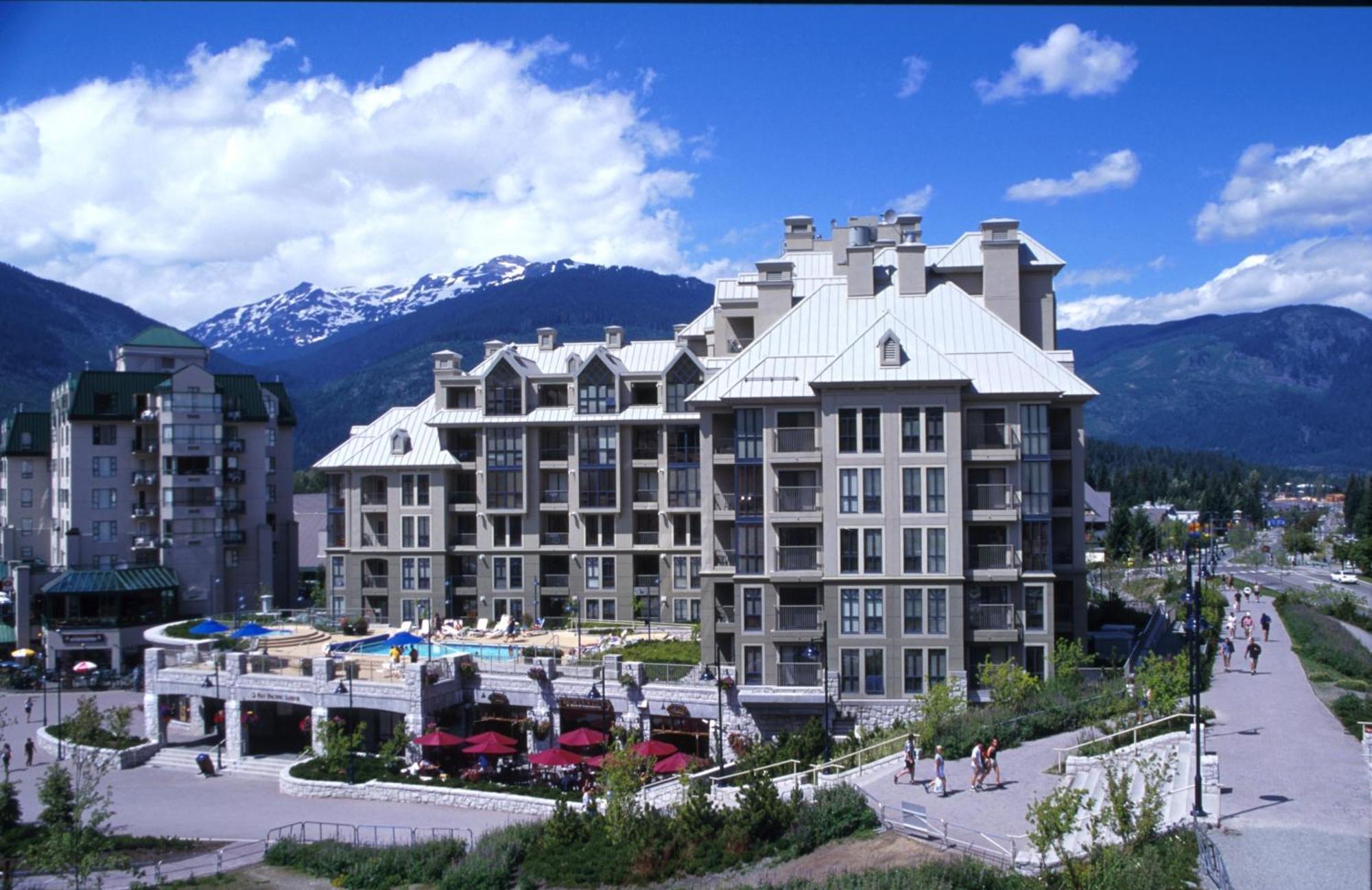 Hotel Pan Pacific Mountainside 4*