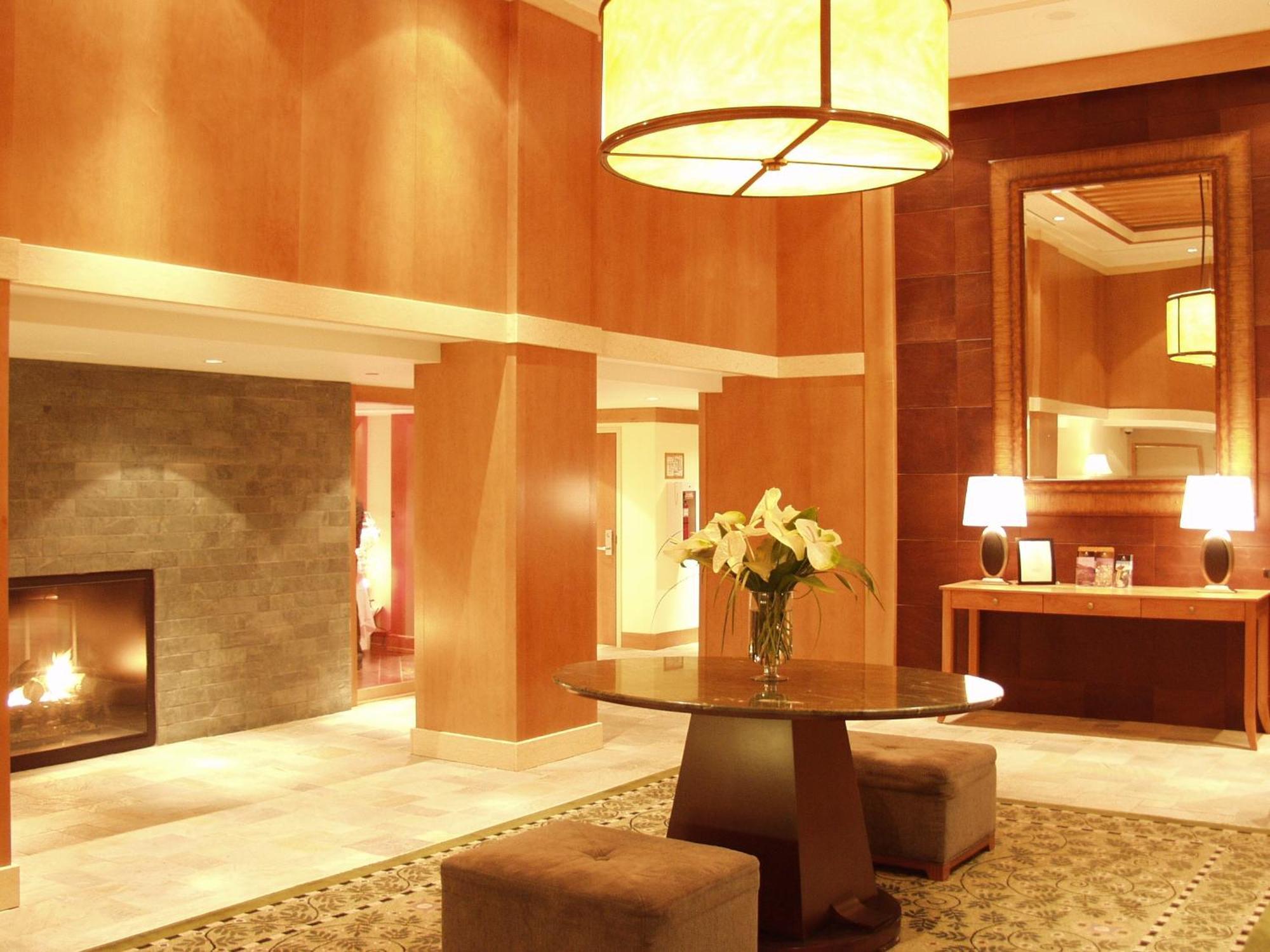 Hotel Pan Pacific Village Centre 4*