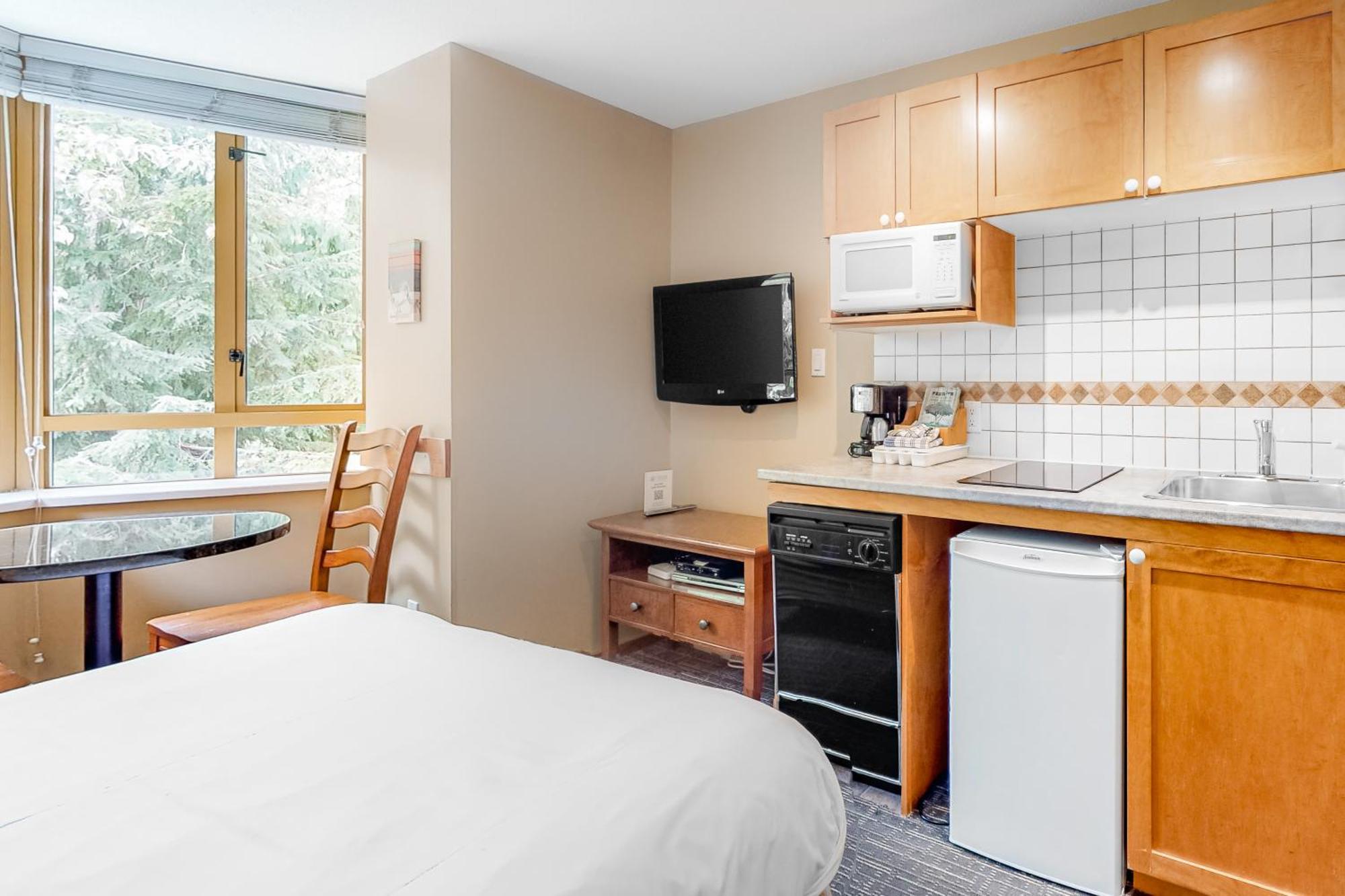 Cascade Apartment *
