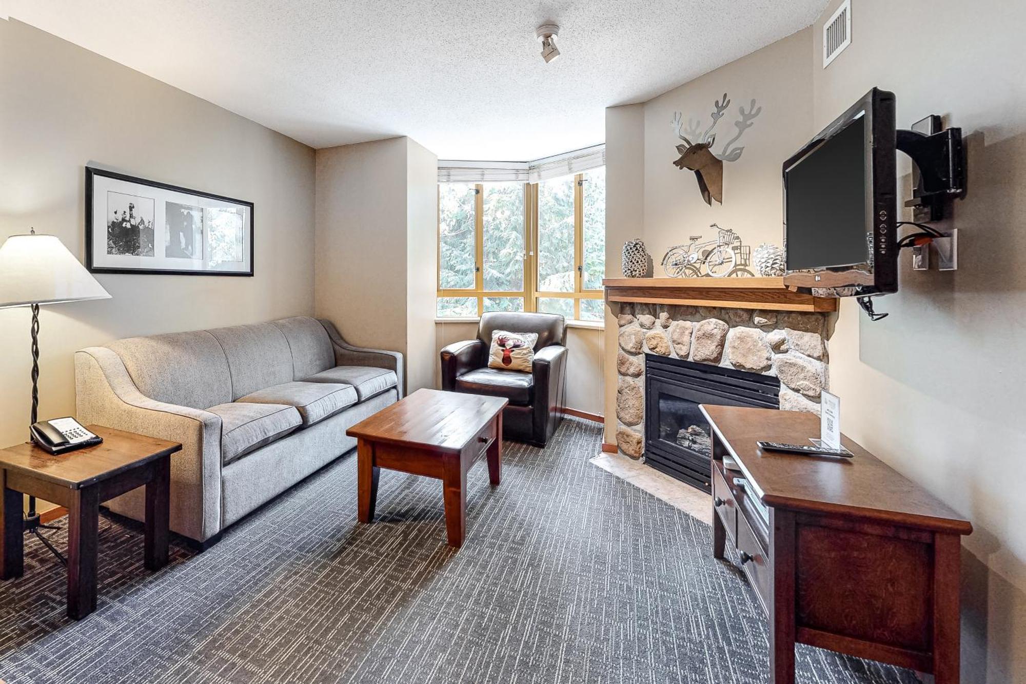 Cascade Apartment *