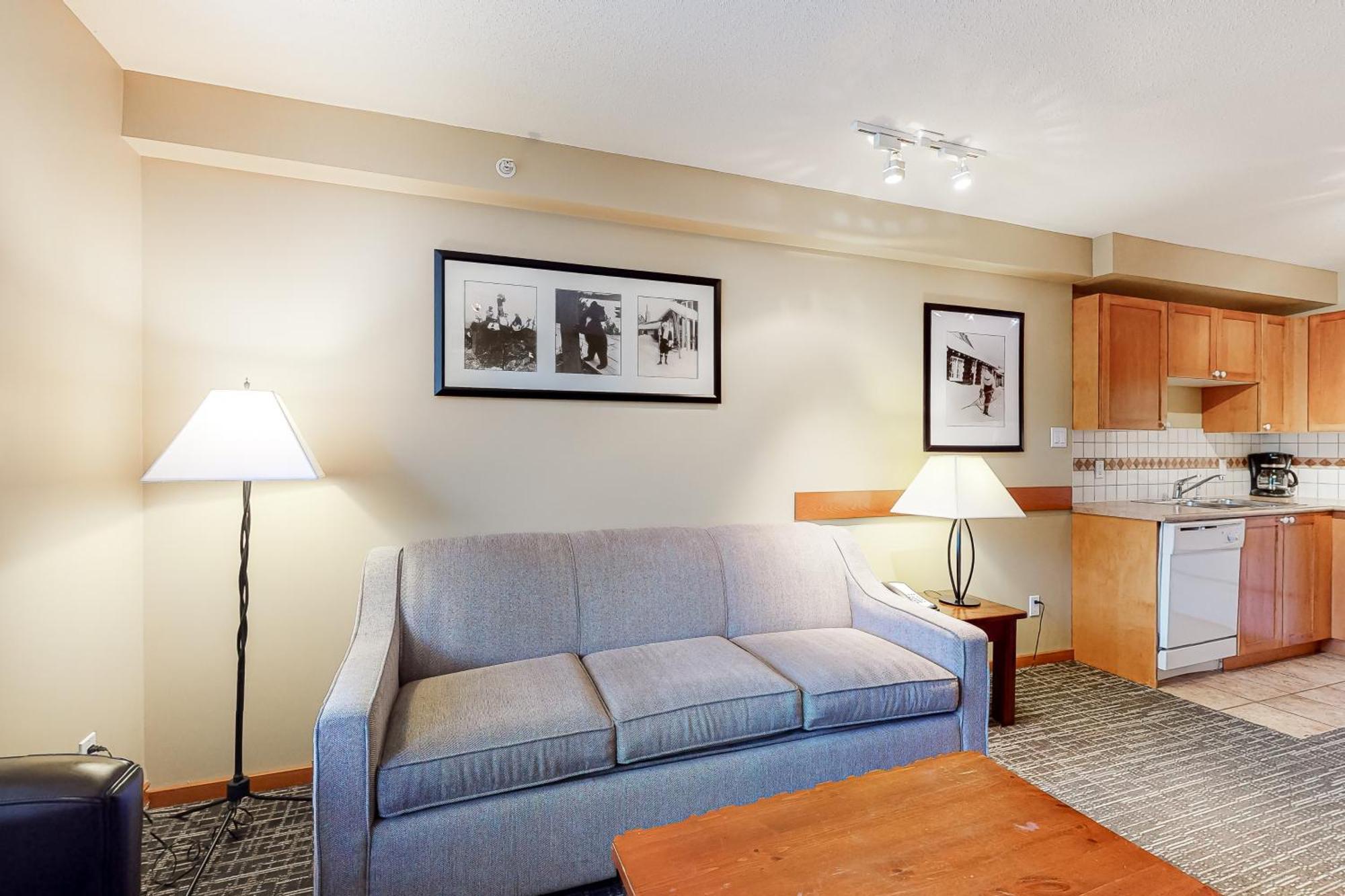 Cascade Apartment Whistler