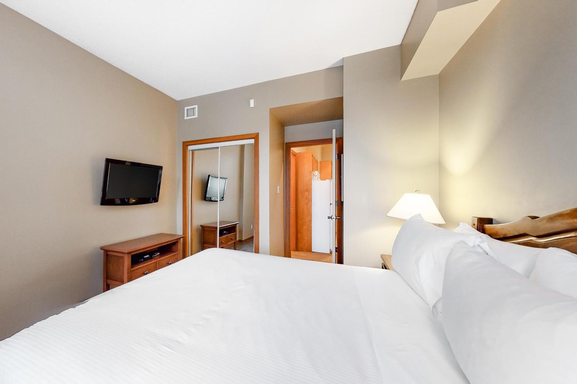 Cascade Apartment Whistler
