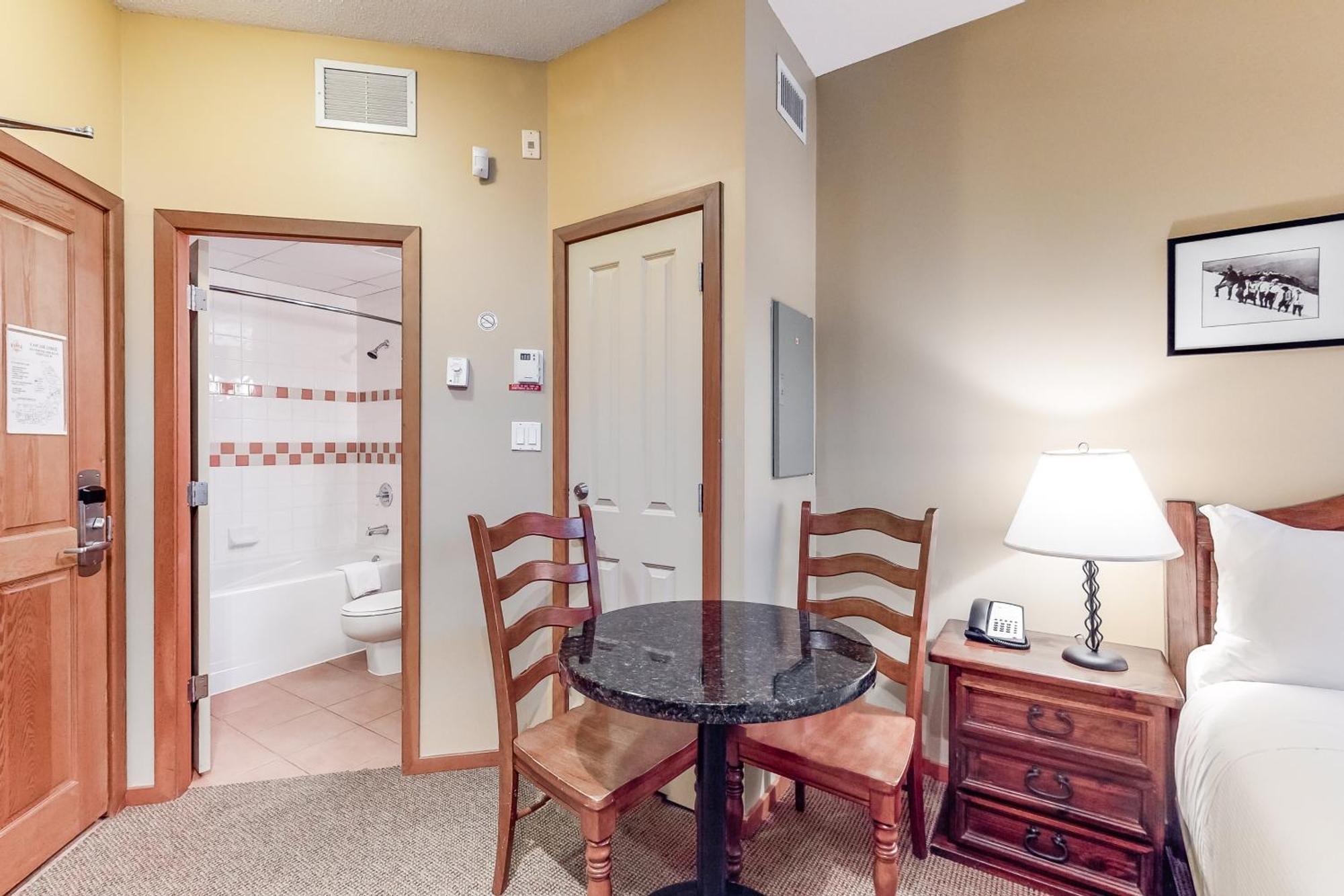 Cascade Apartment *