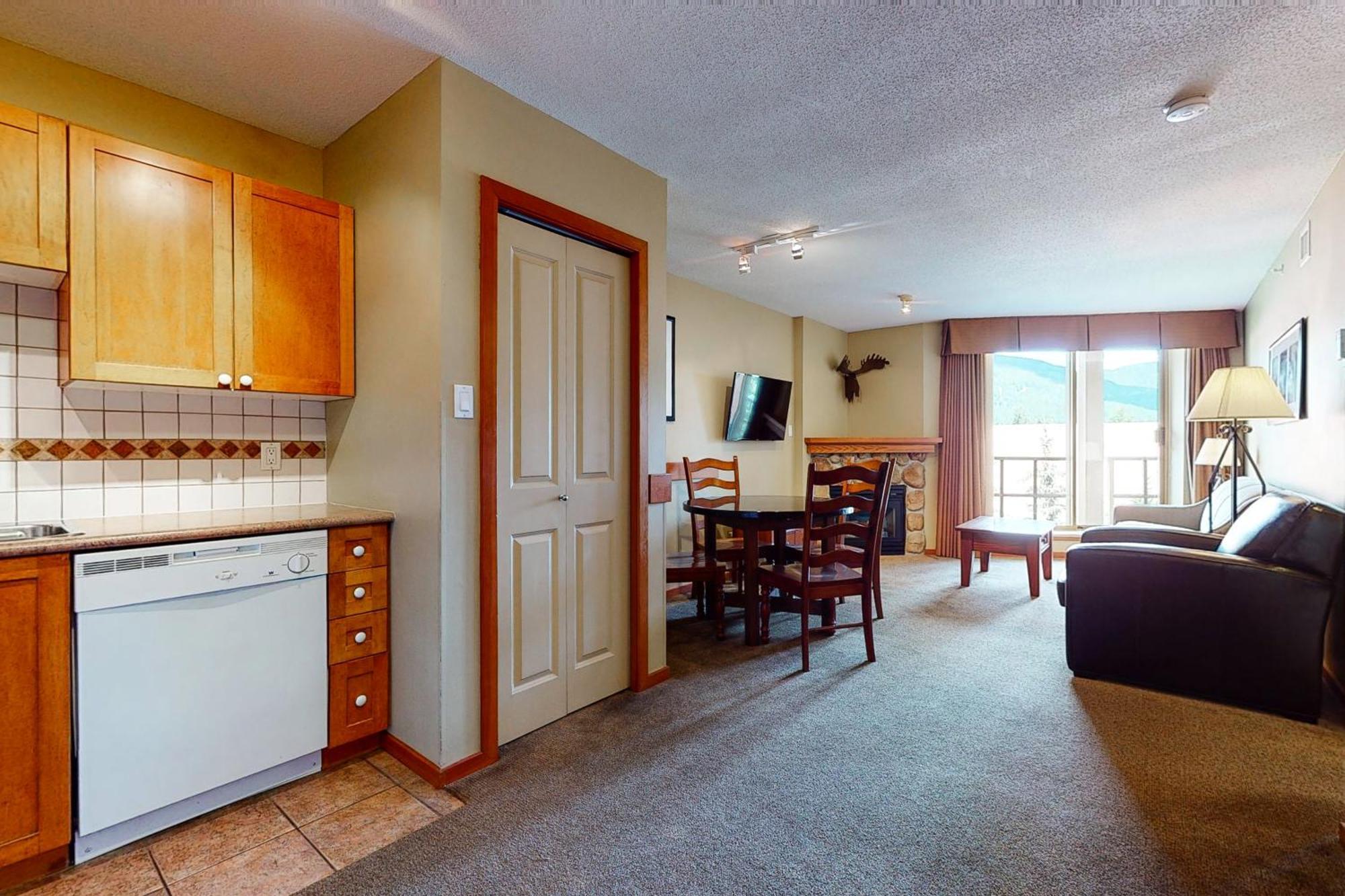 Cascade Apartment *