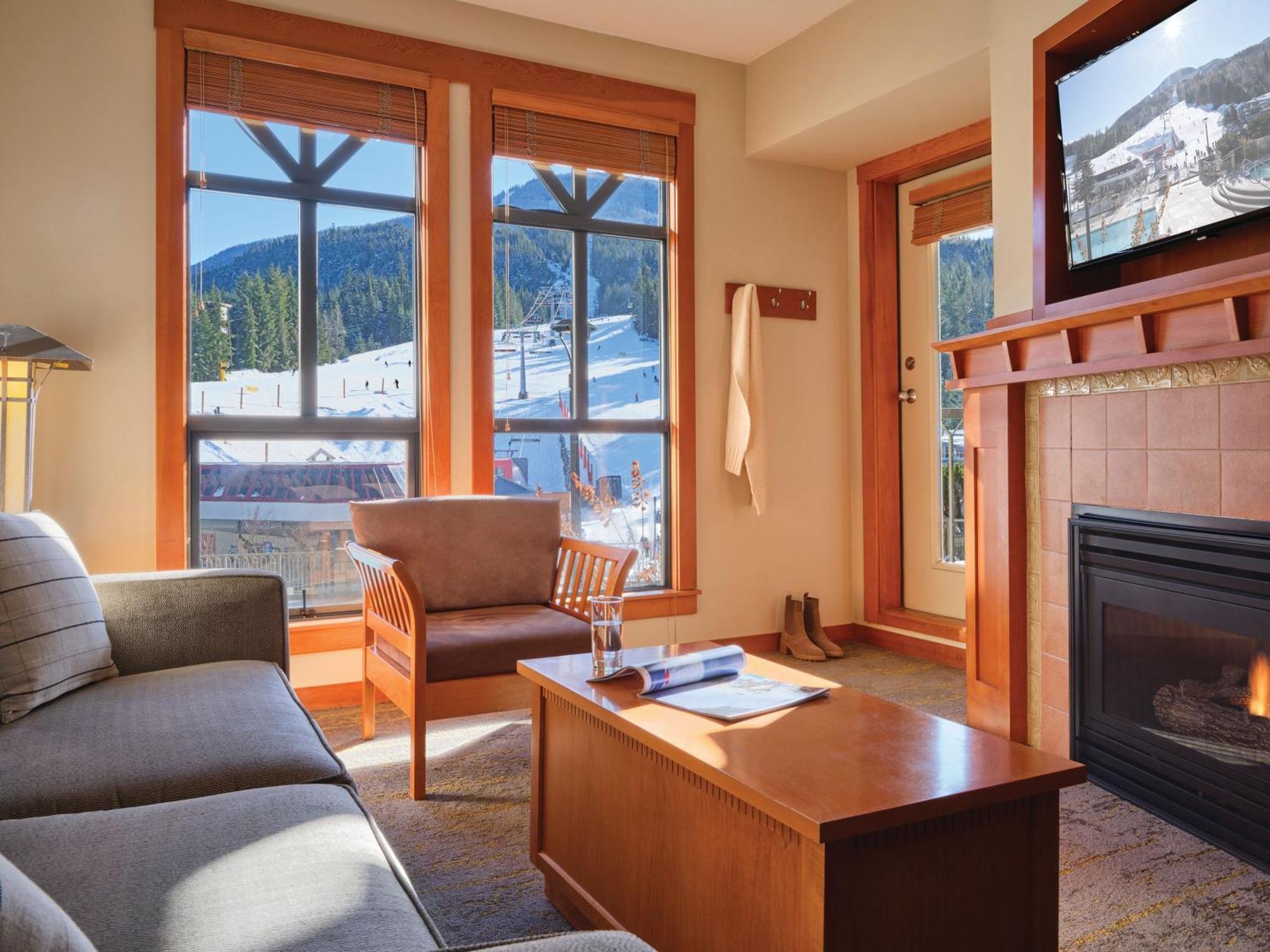 Pan Pacific Mountainside Hotel 4*
