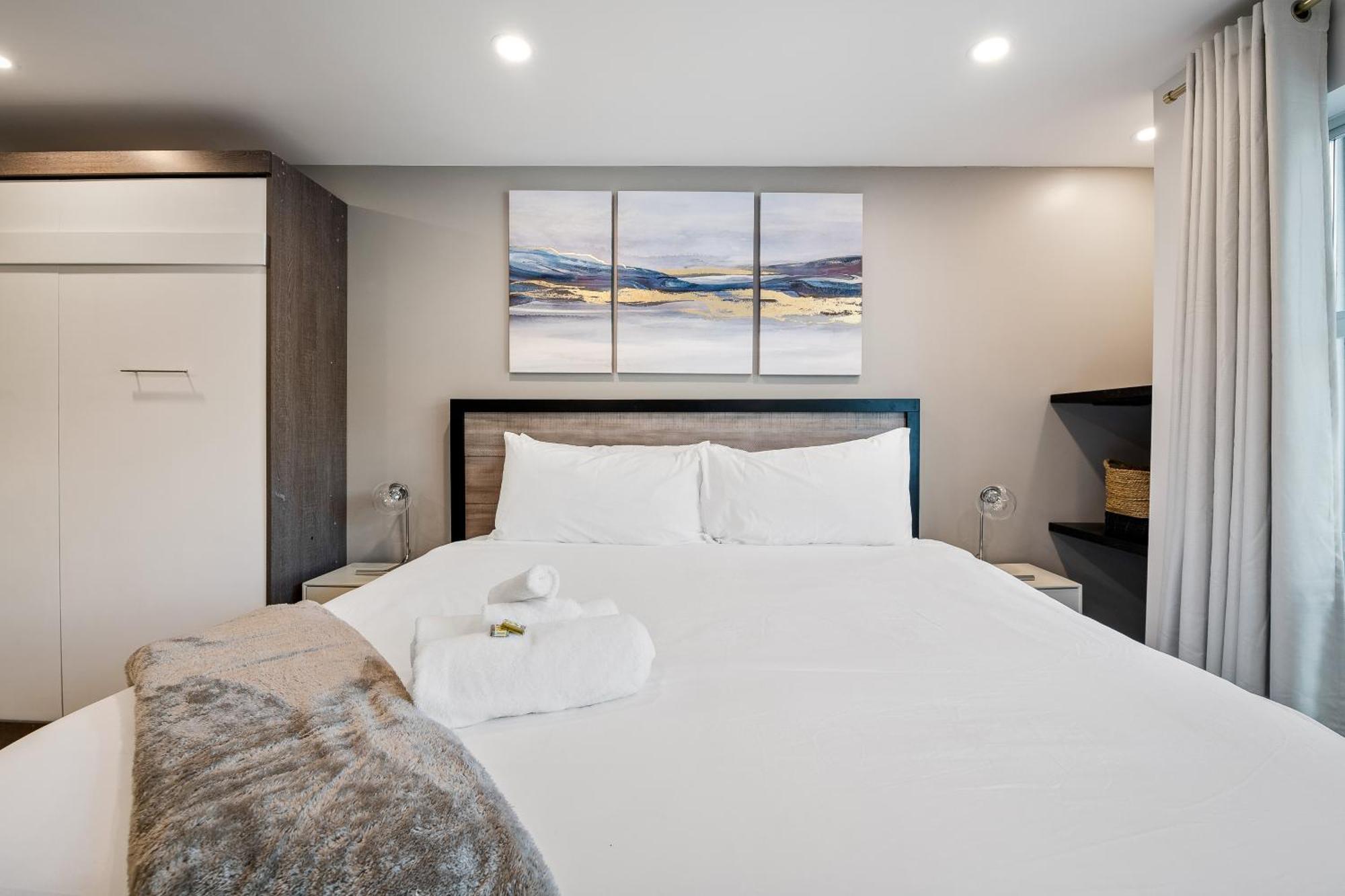In & Out, Heart Of Upper Village, Pool & Hot Tub * Whistler