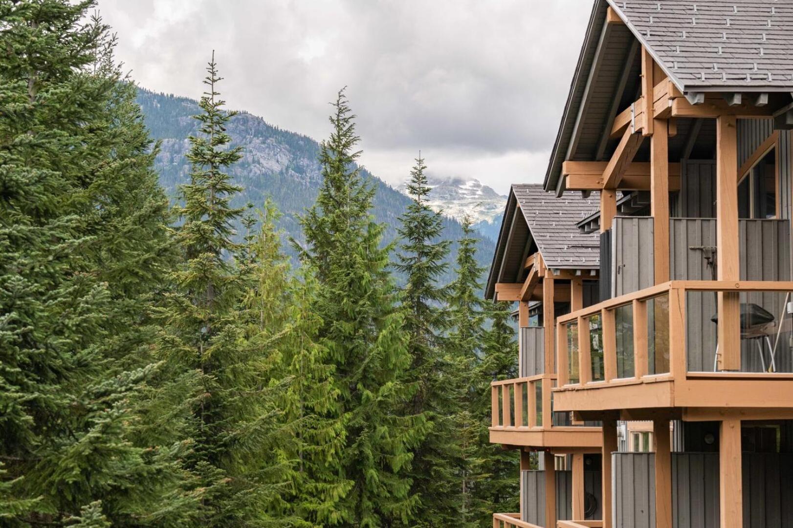 Taluswood Bluffs By Outpost Holiday home Whistler