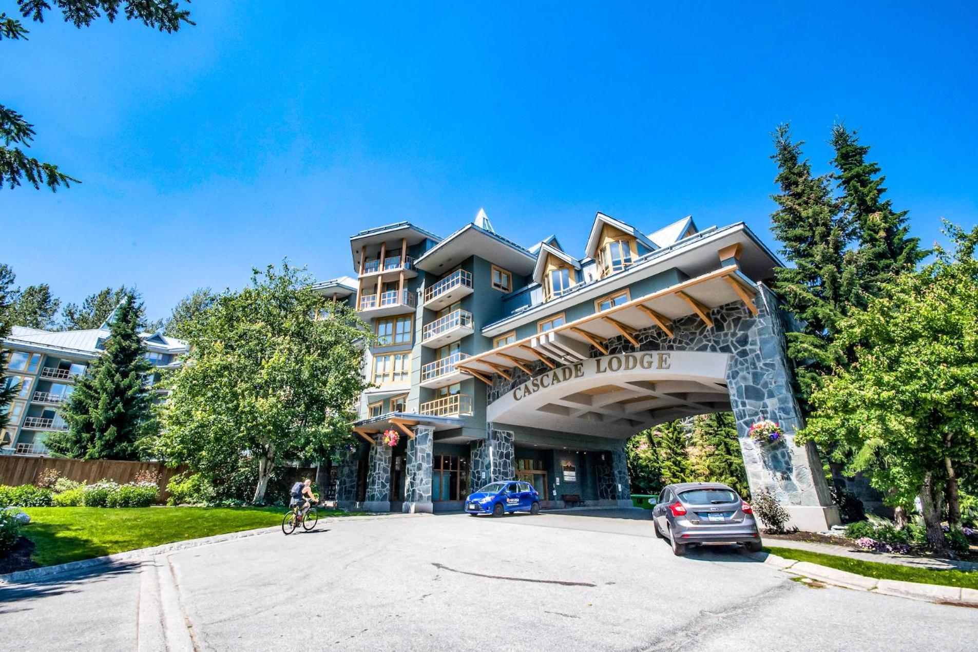 Cascade 3* Whistler