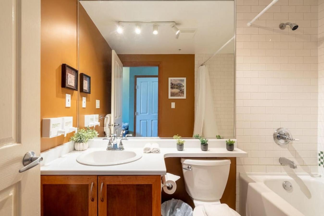 Apartment Cozy In Village Whistler