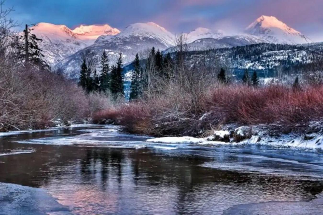 Cozy In Village * Whistler