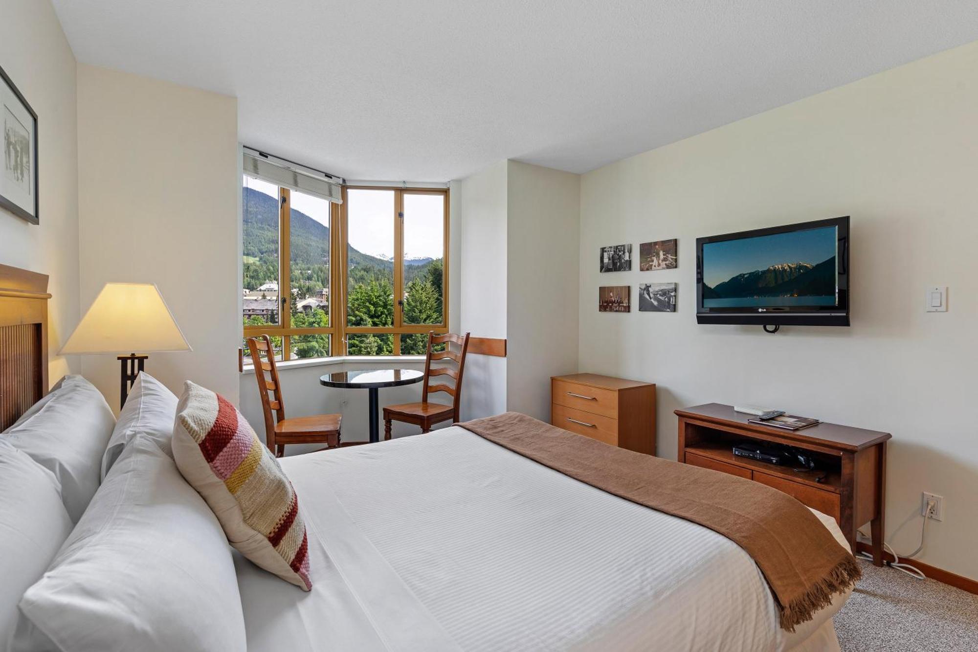 Cascade Hotel 3*