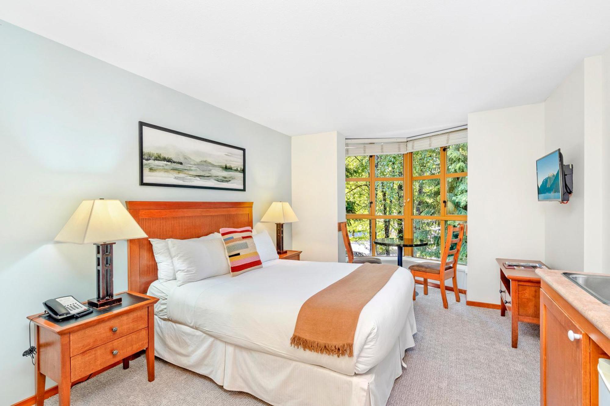 Cascade 3* Whistler