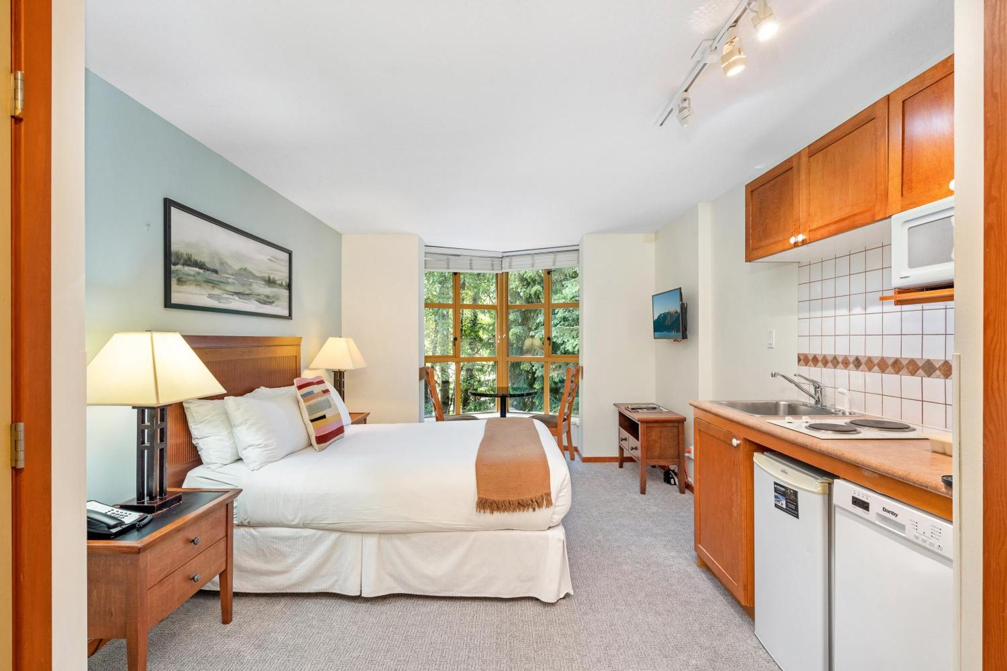 Cascade Hotel Whistler