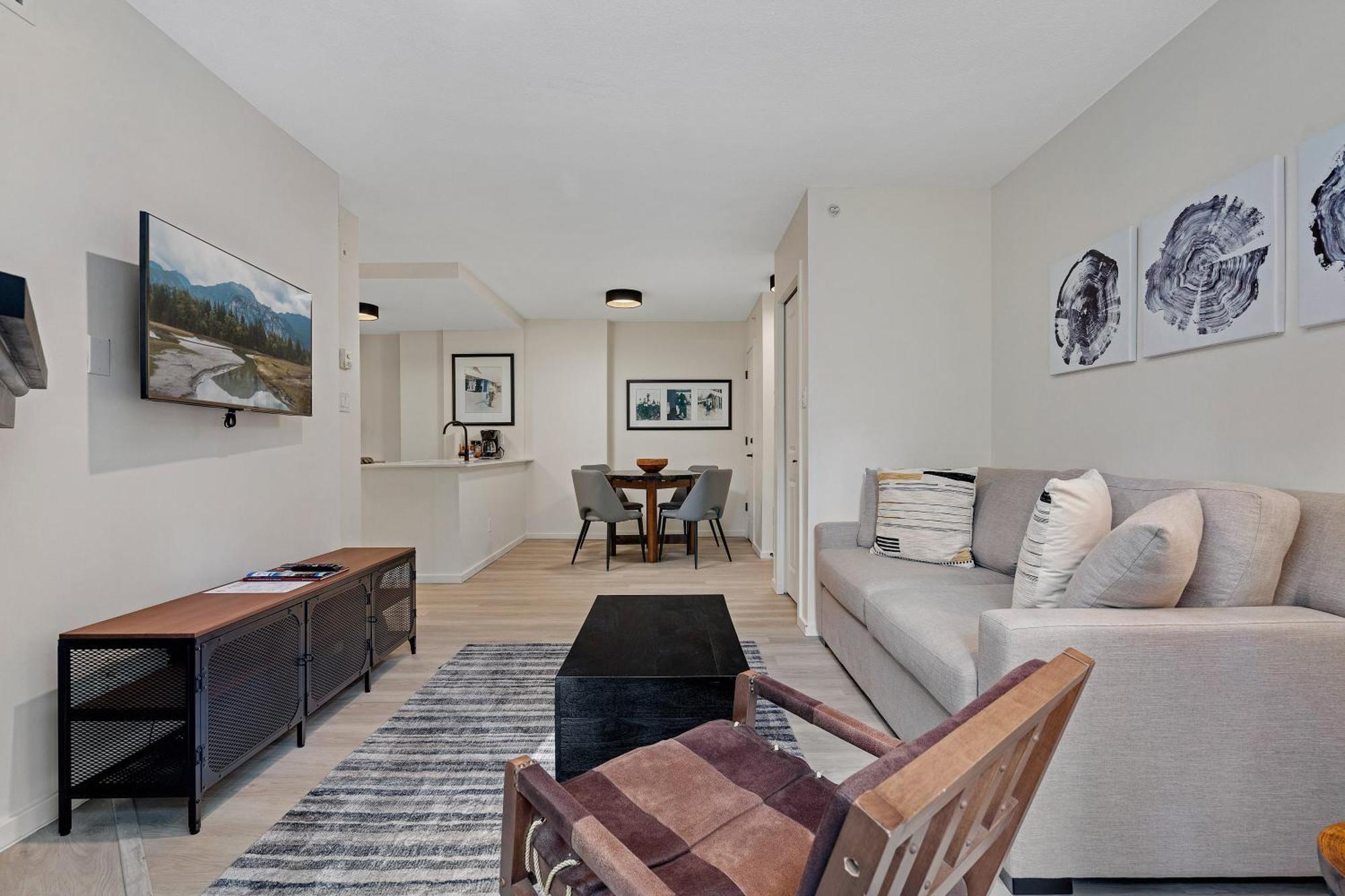 Hotel Cascade Whistler