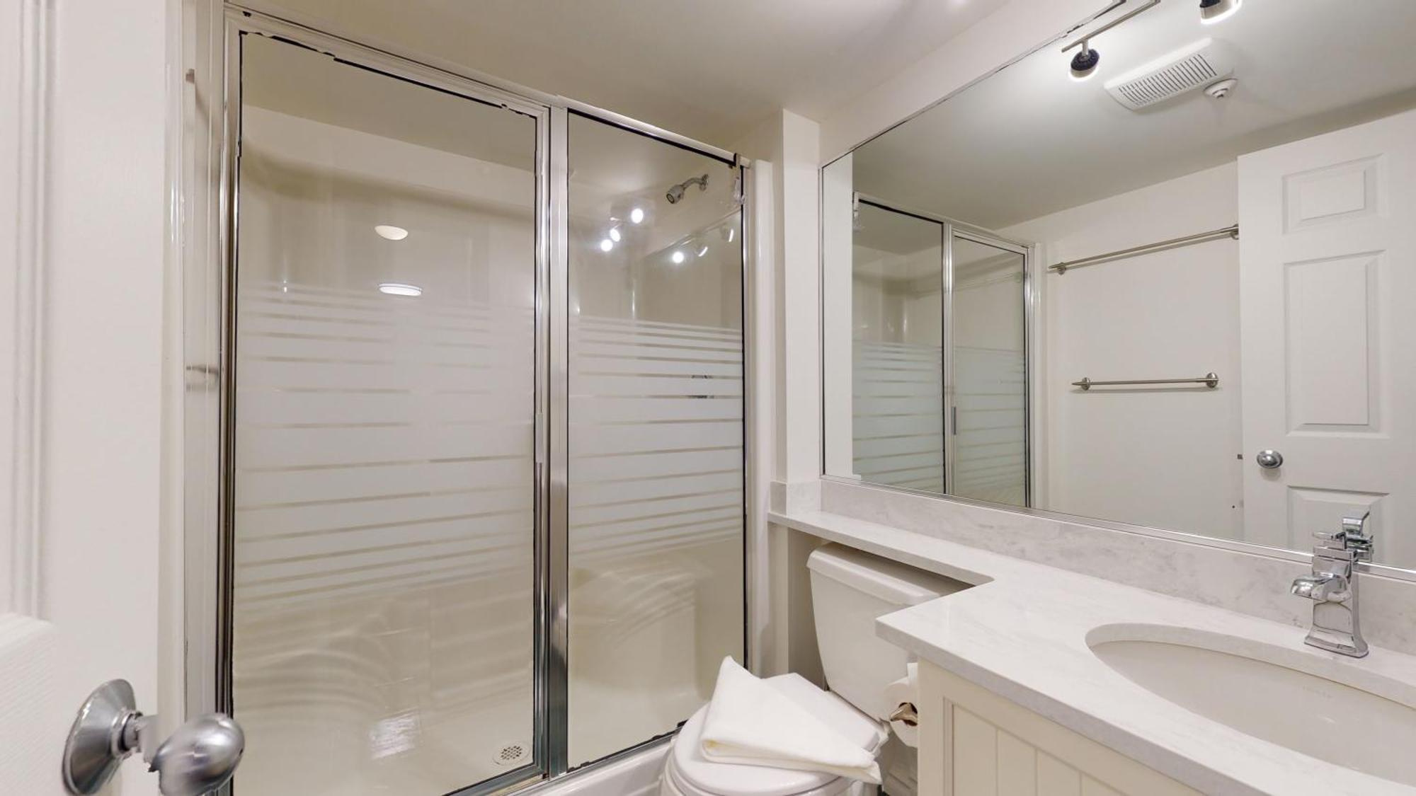 Apartment Aspens 132 Prime Ski-inout Location 2bdr Luxury Pool Hot Tub Whistler