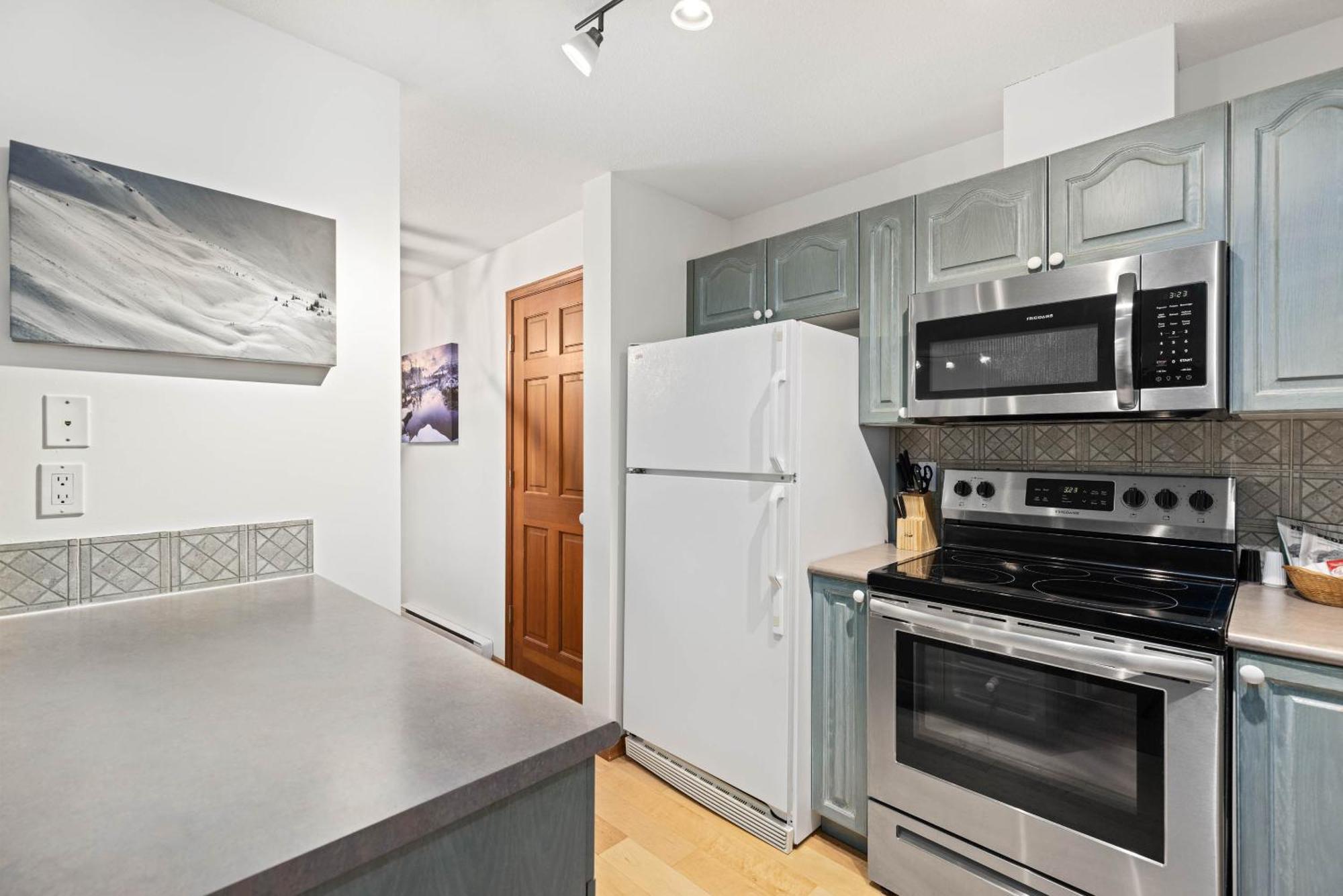 Stoney Creek Sunpath By Premier