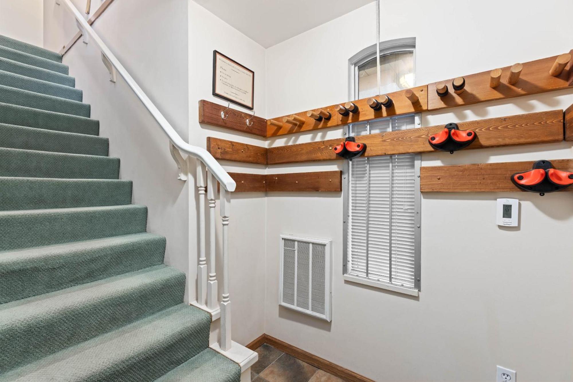 Stoney Creek Sunpath By Premier Apartment Whistler
