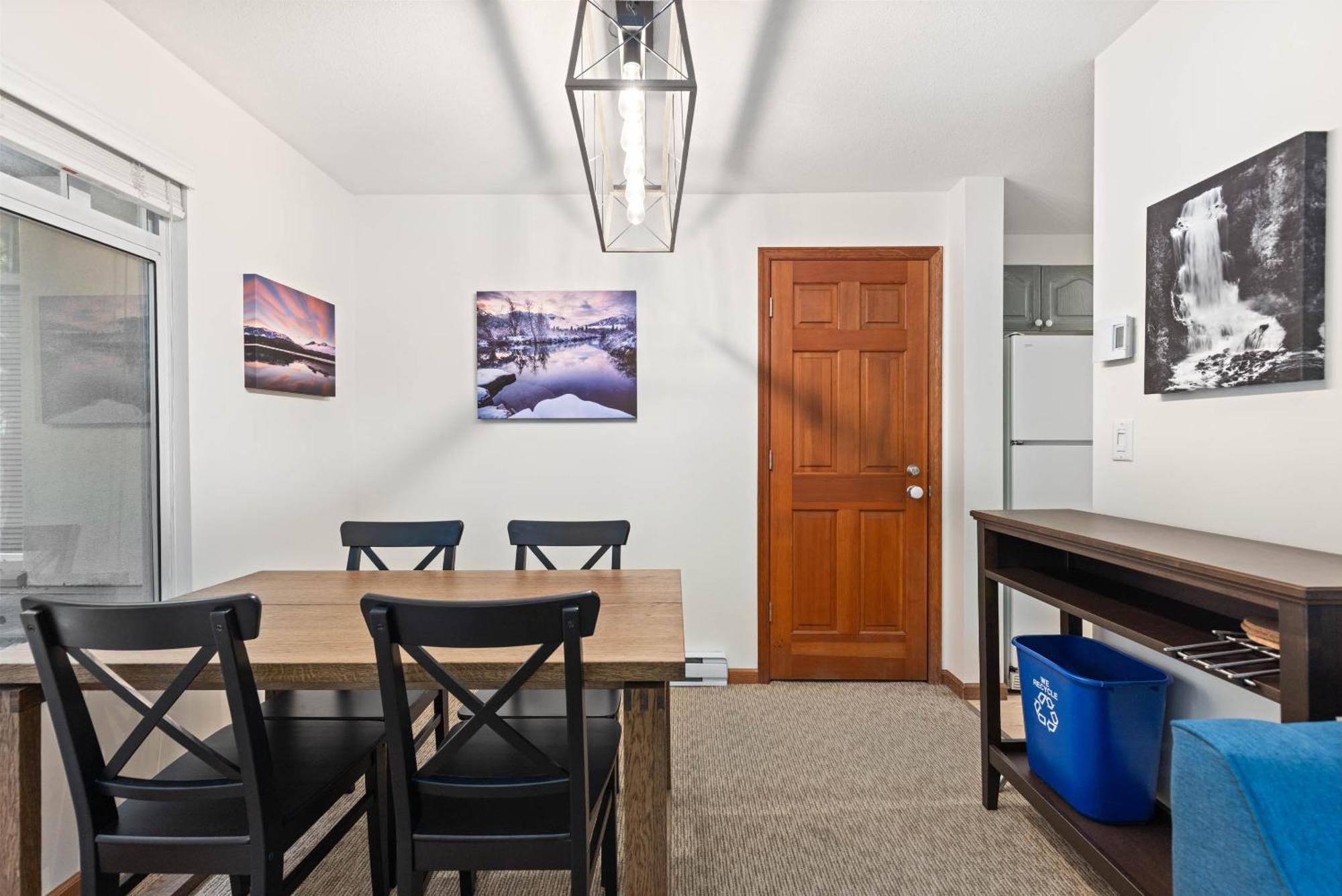 Stoney Creek Sunpath By Premier Apartment