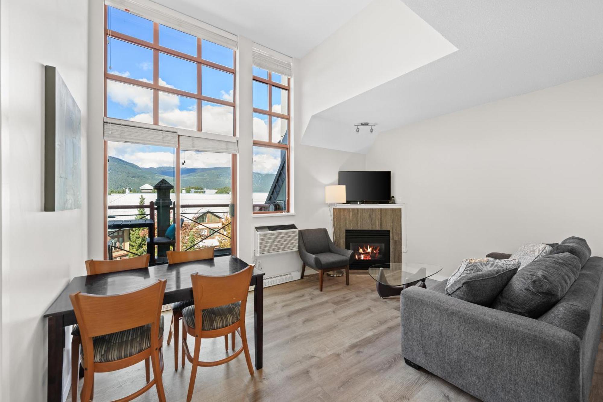 Alpenglow Junior Penthouse By Mva Holiday home Whistler