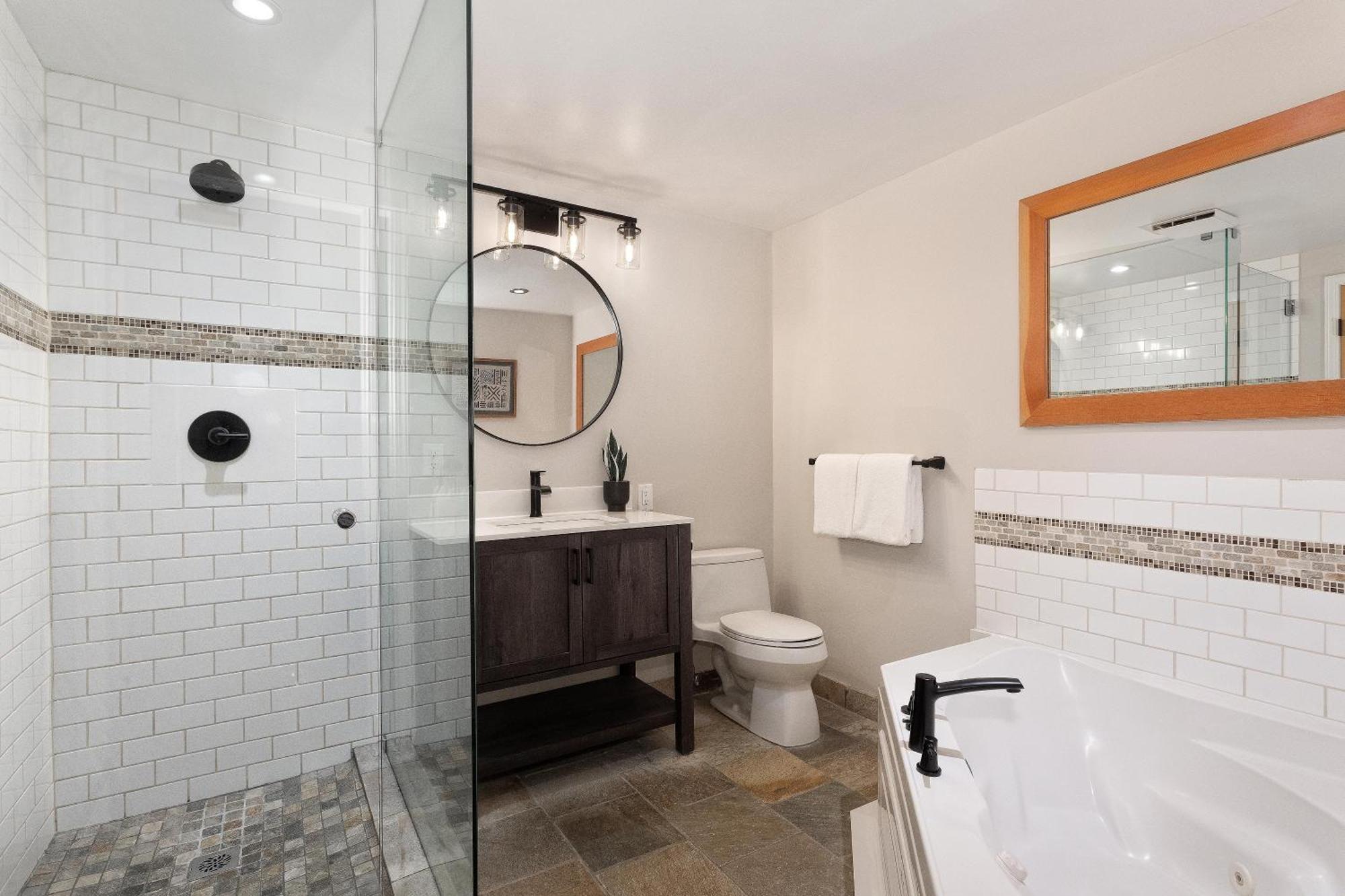 Gleneagle 14 | Family-friendly Townhome With Parking & Free Village Shuttle