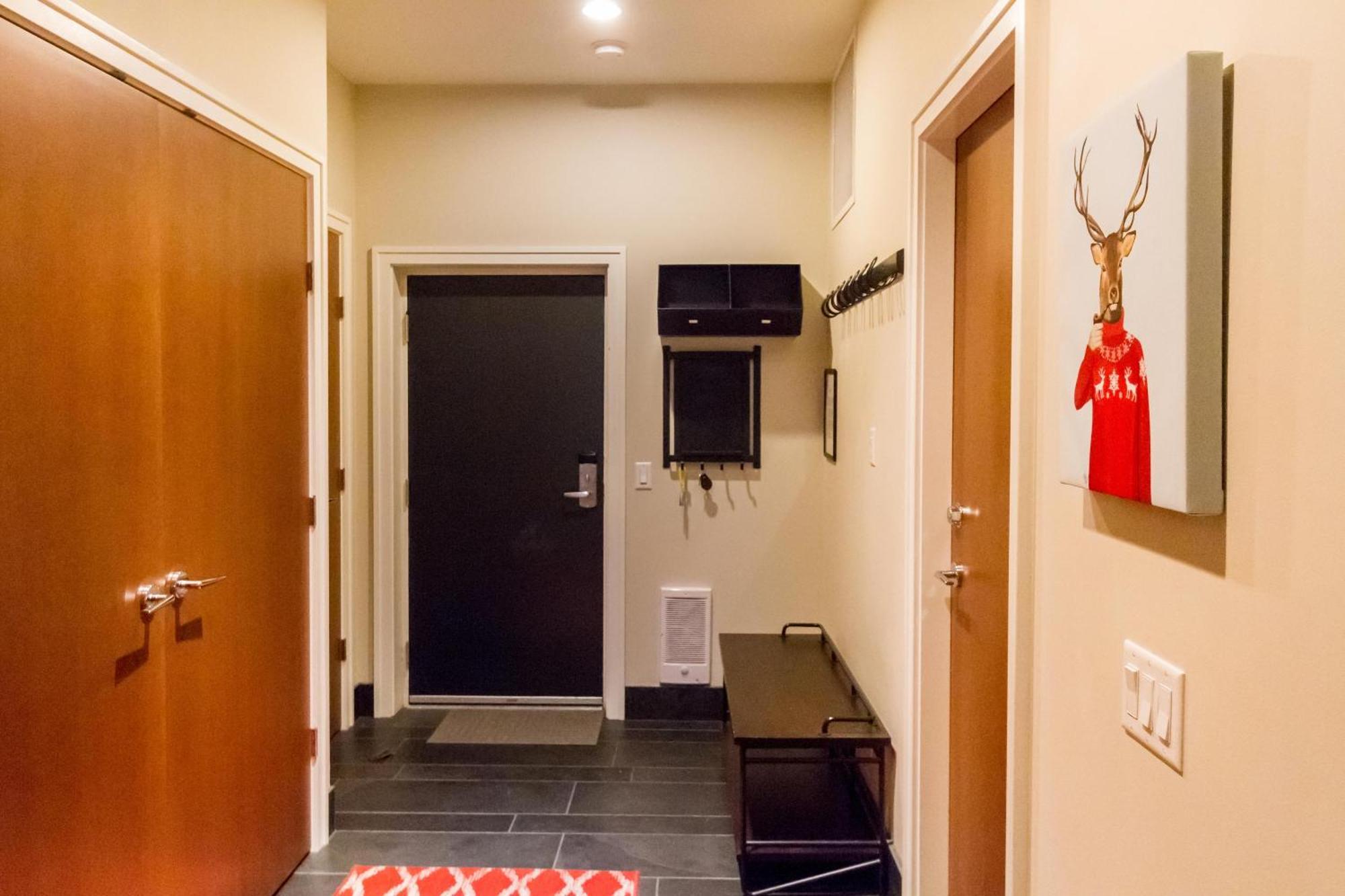 07 Fitzsimmons Walk Whistler