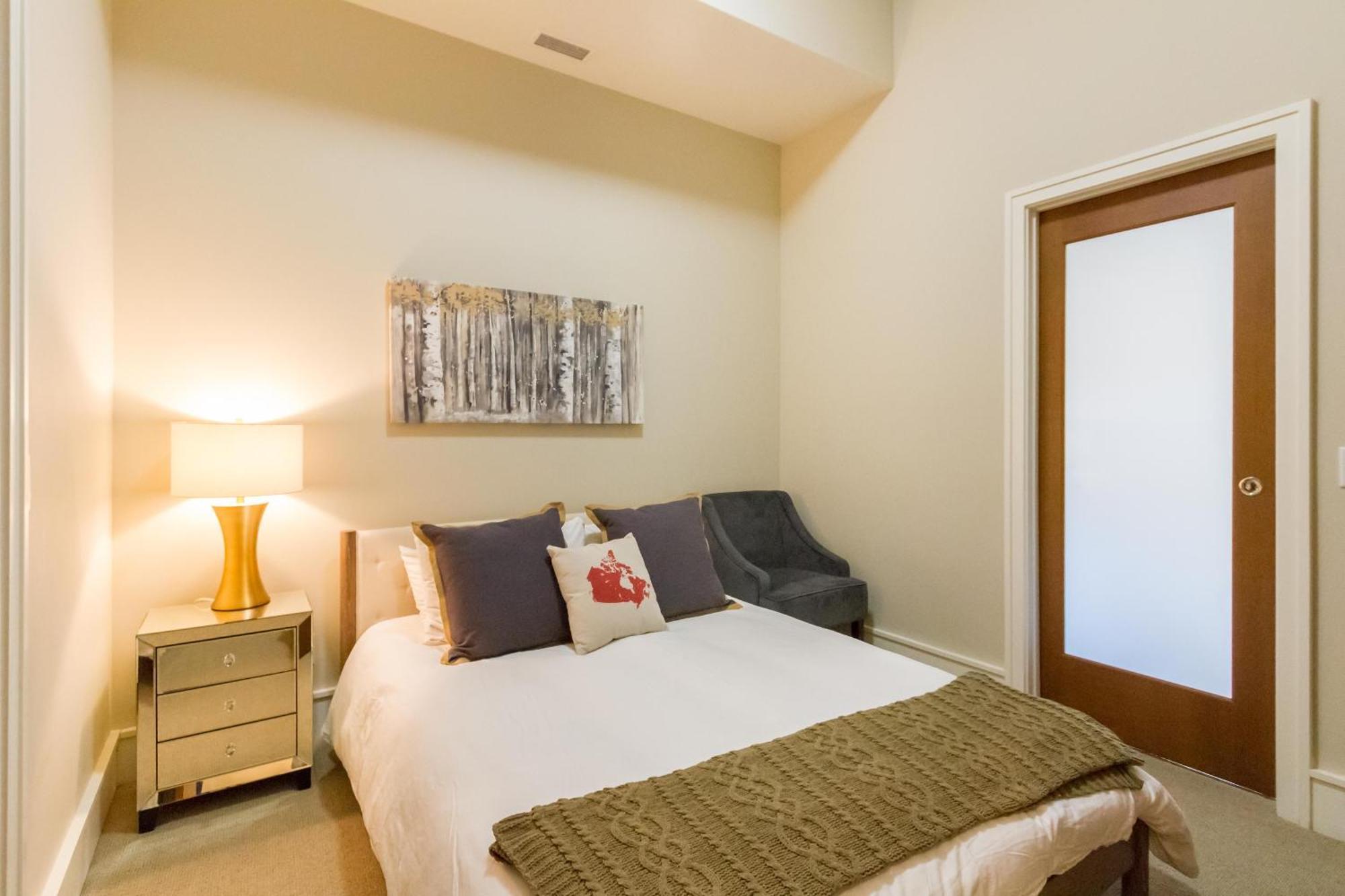 07 Fitzsimmons Walk * Whistler